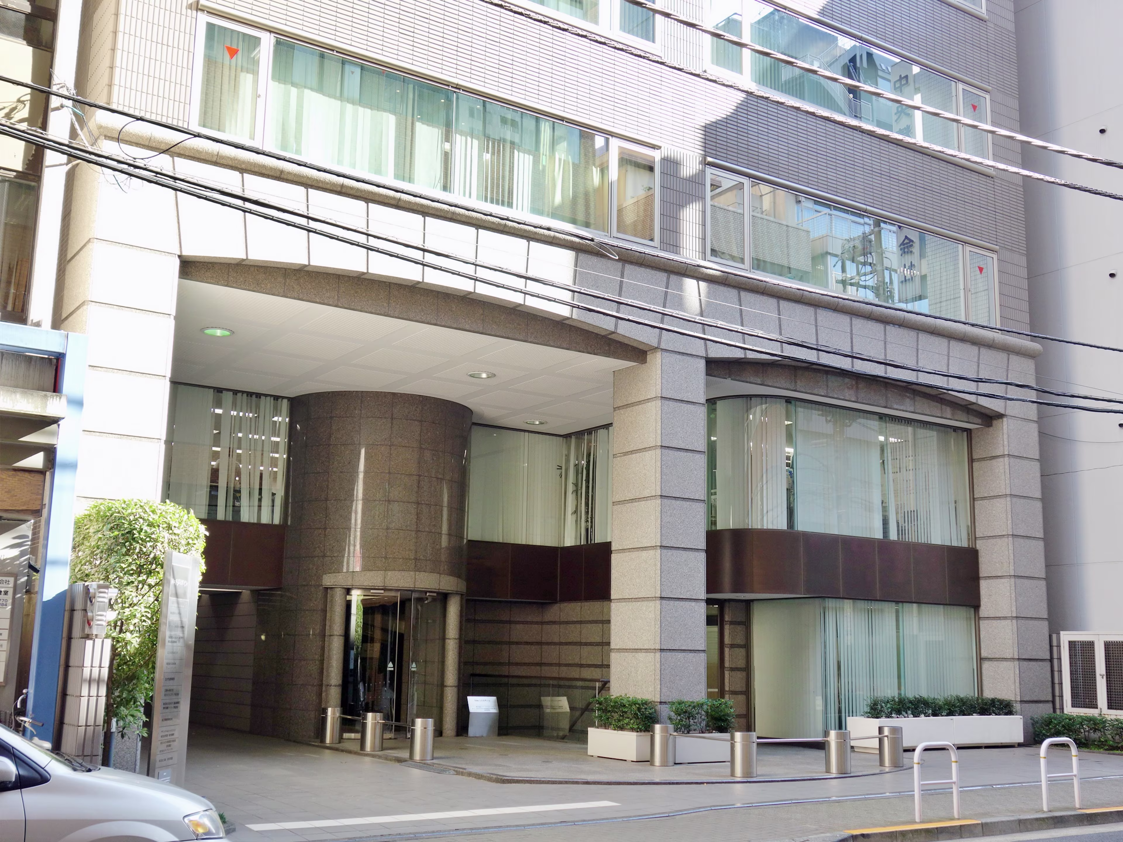 浜松町1-9-10