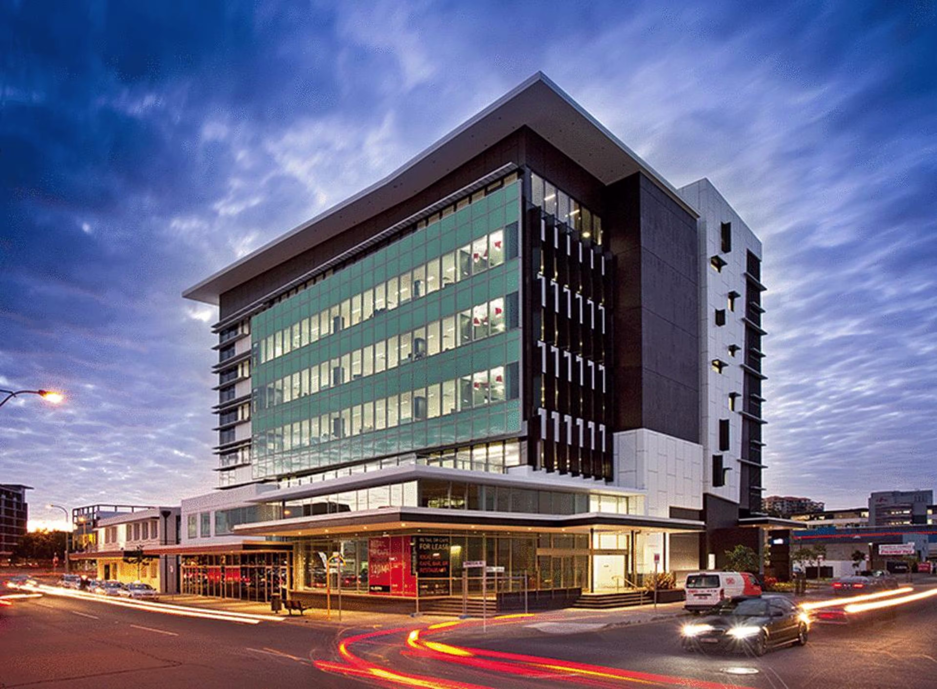 12 Commercial Road