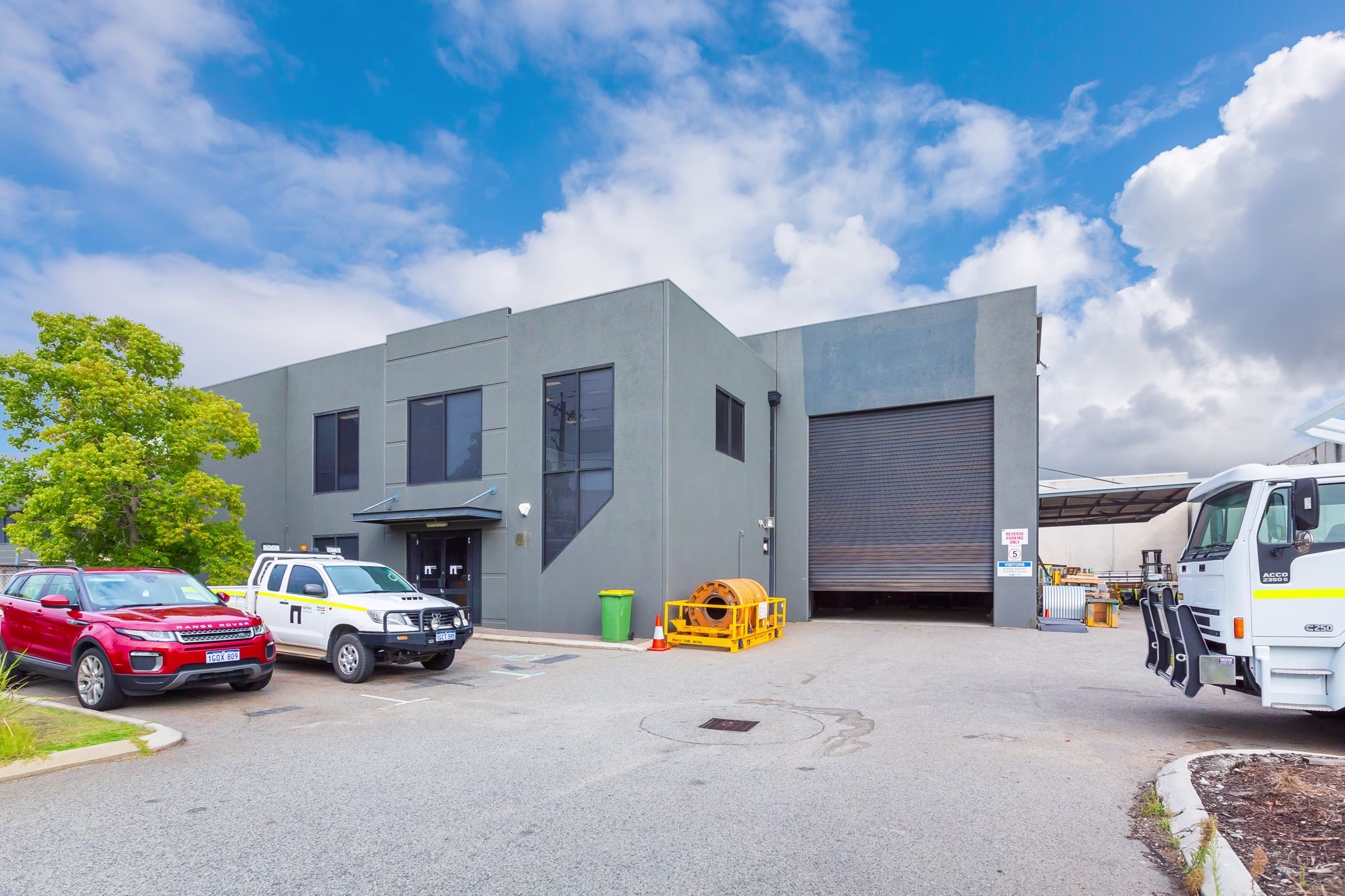 7 Dyer Road