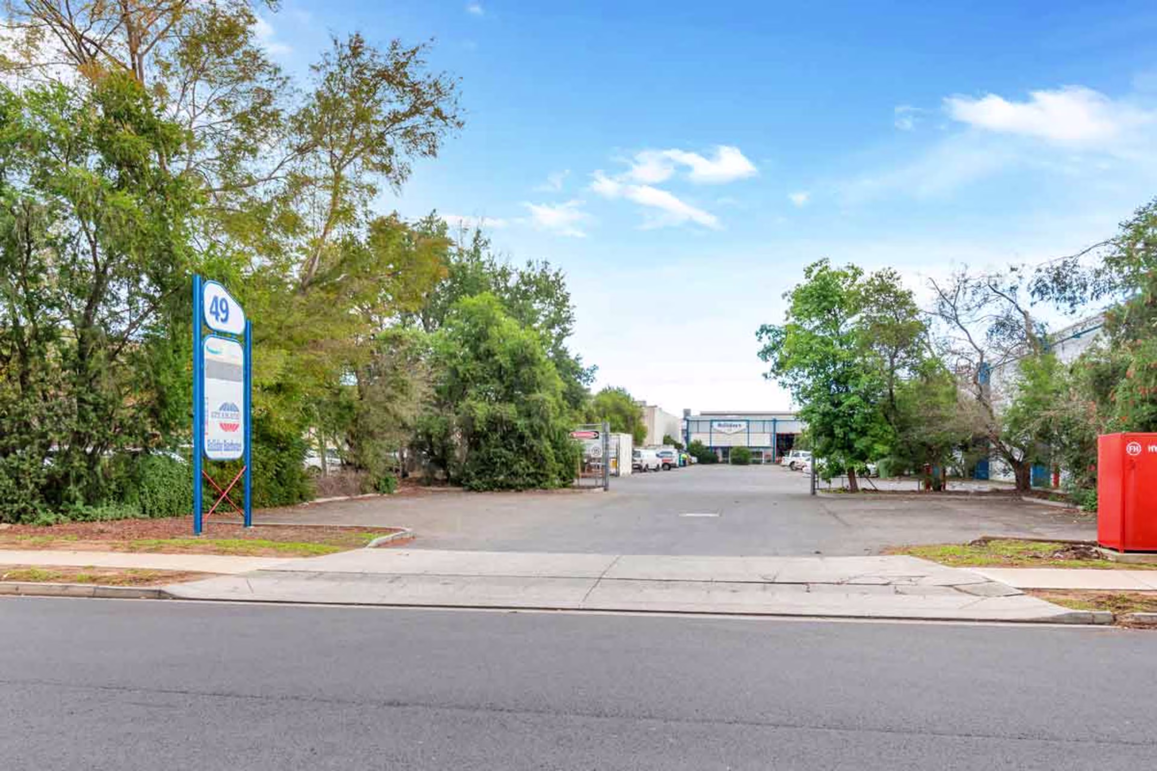 49 Naweena Road