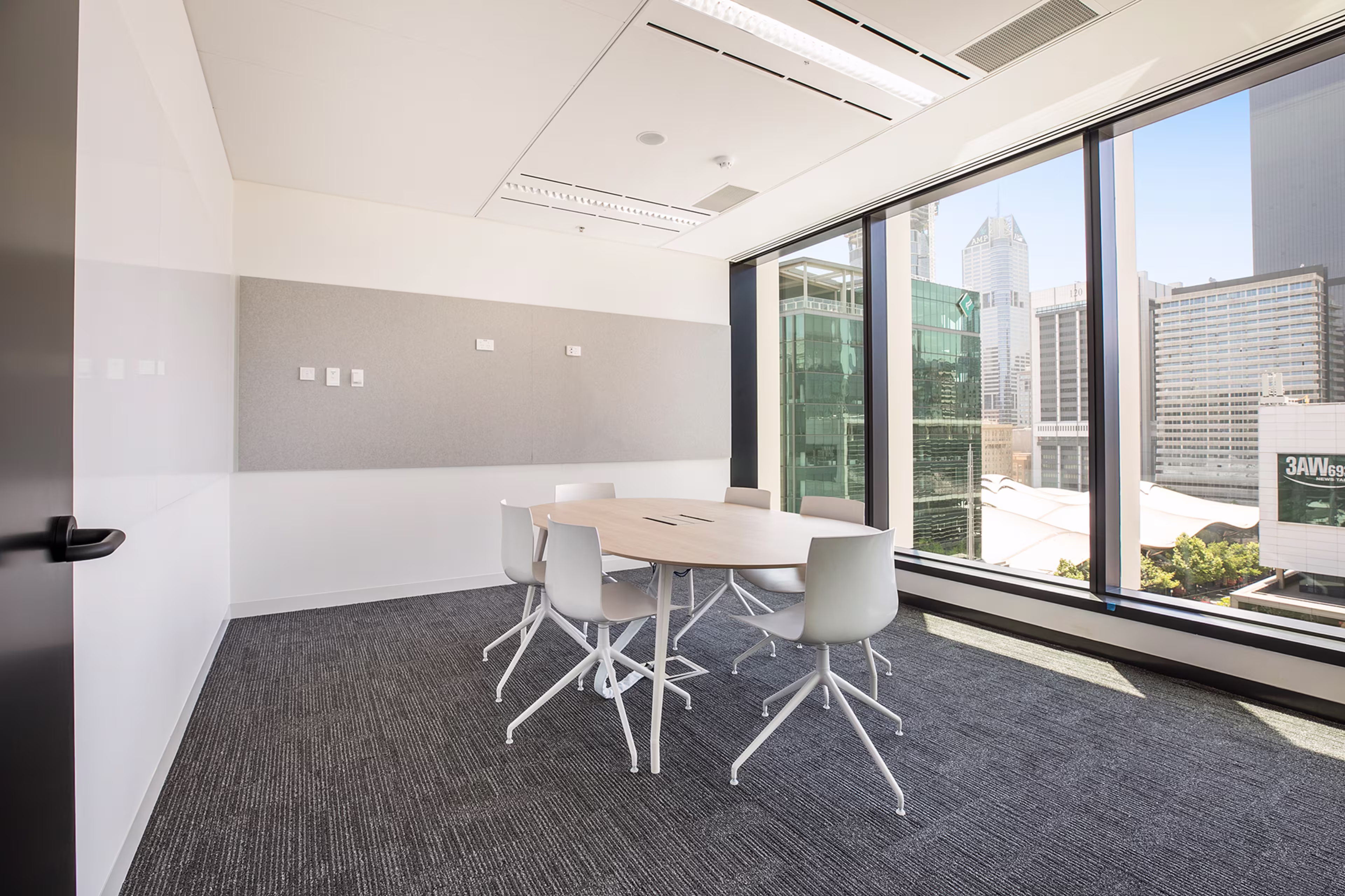 699 Collins Street