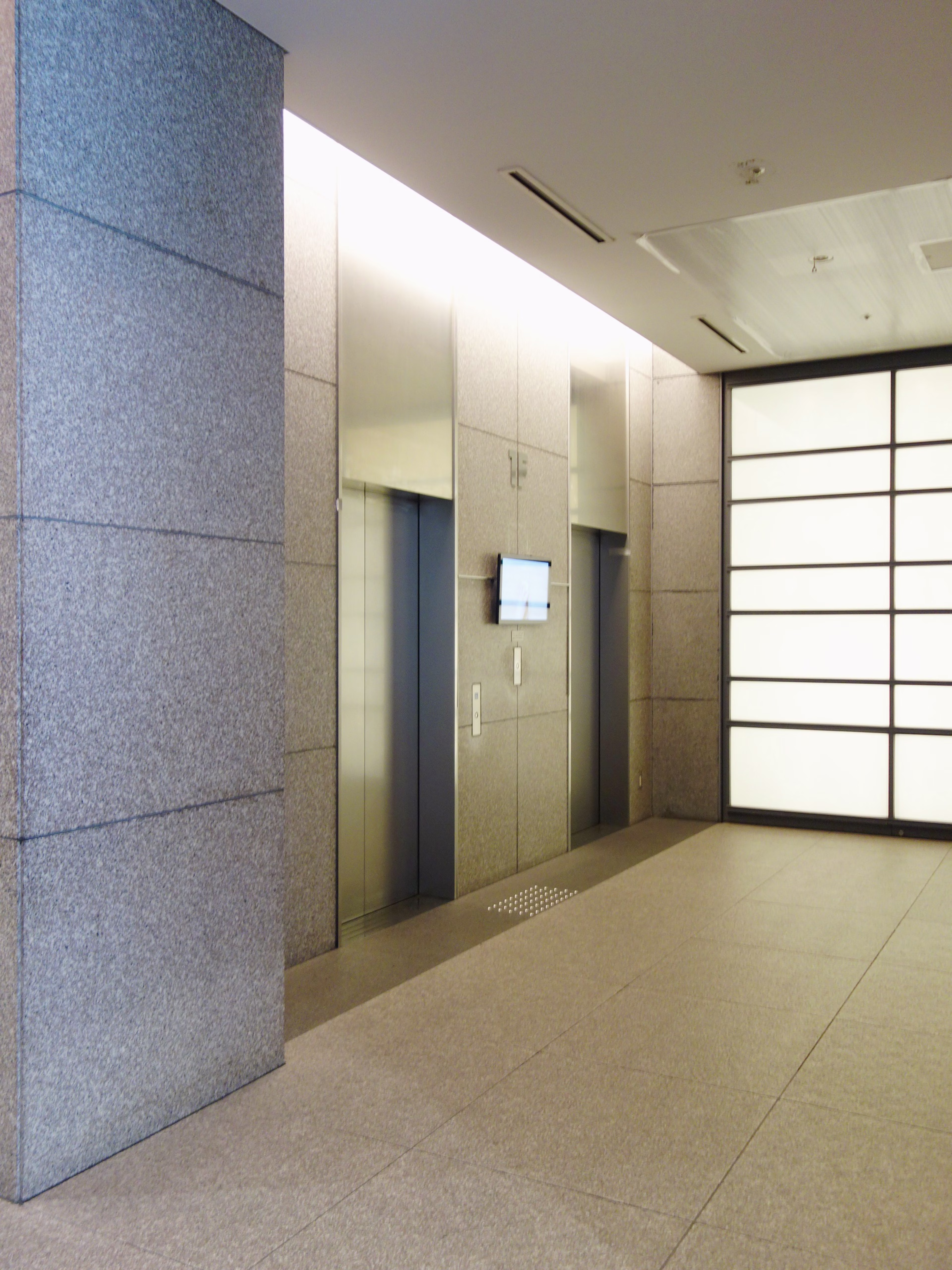 円山町3-6