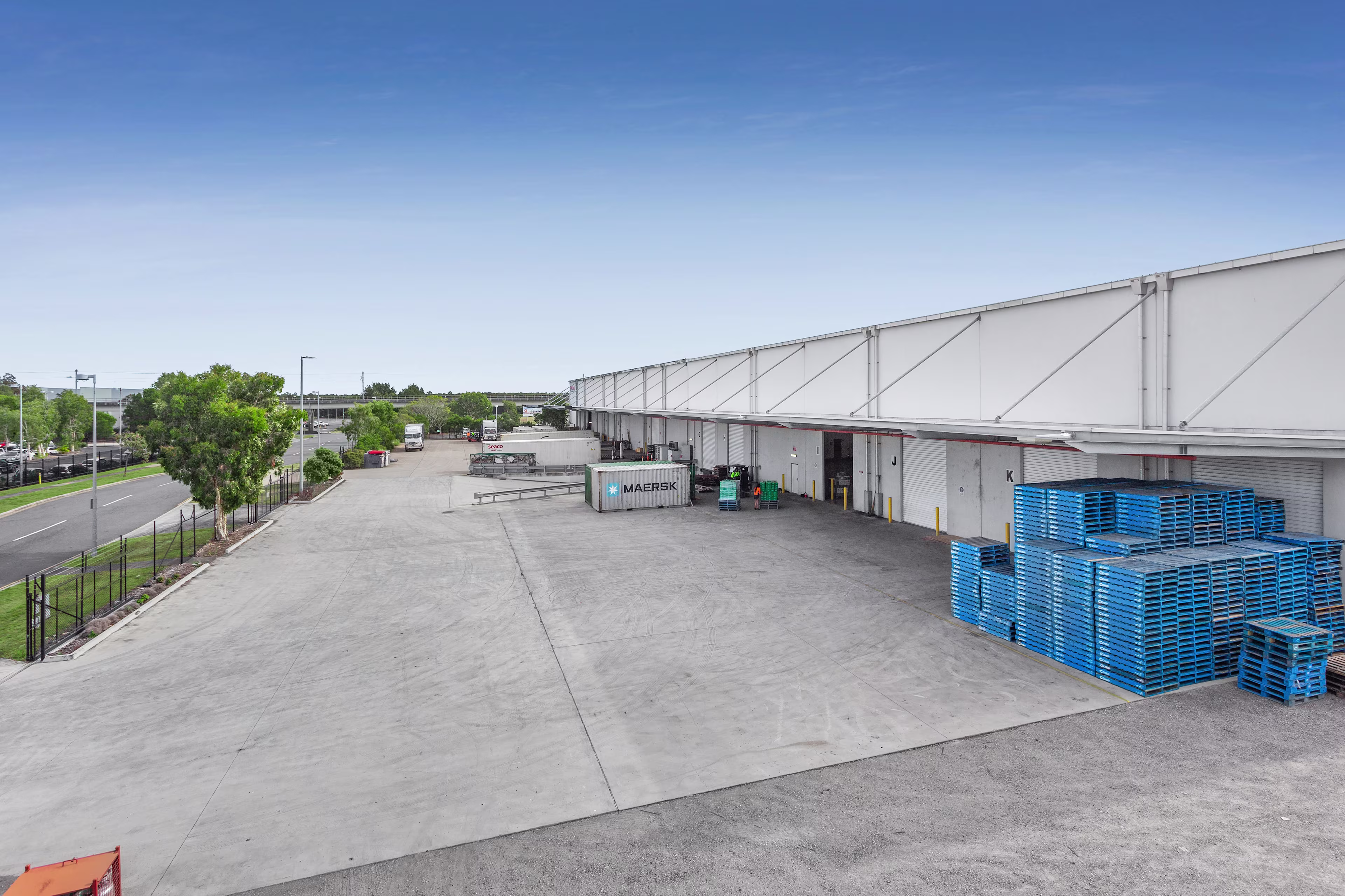 45 - 47 Qantas Drive