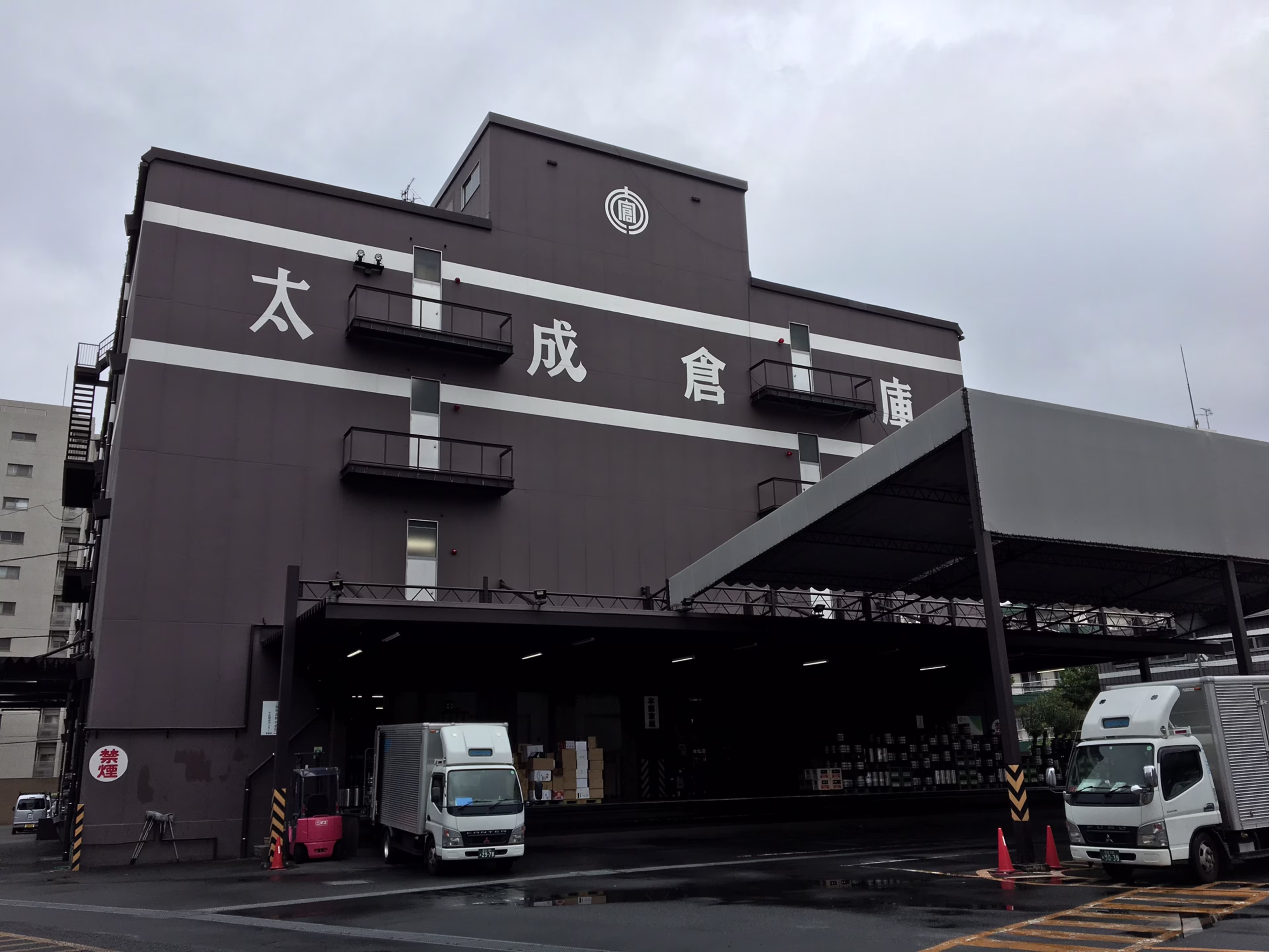 関屋営業所本部倉庫