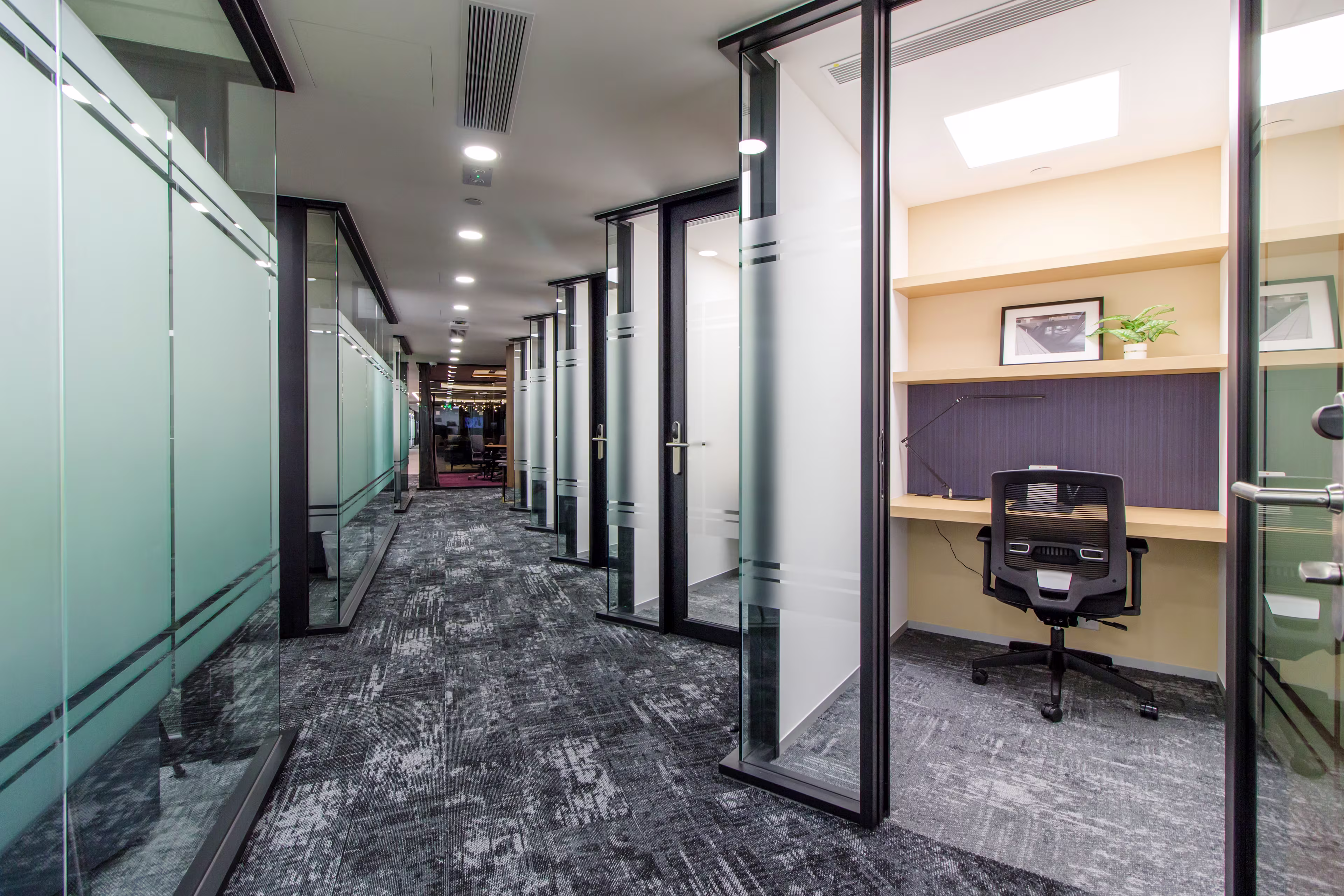 LEVEL 15-16, LEE GARDEN TWO, 28 YUN PING ROAD, CAUSEWAY BAY