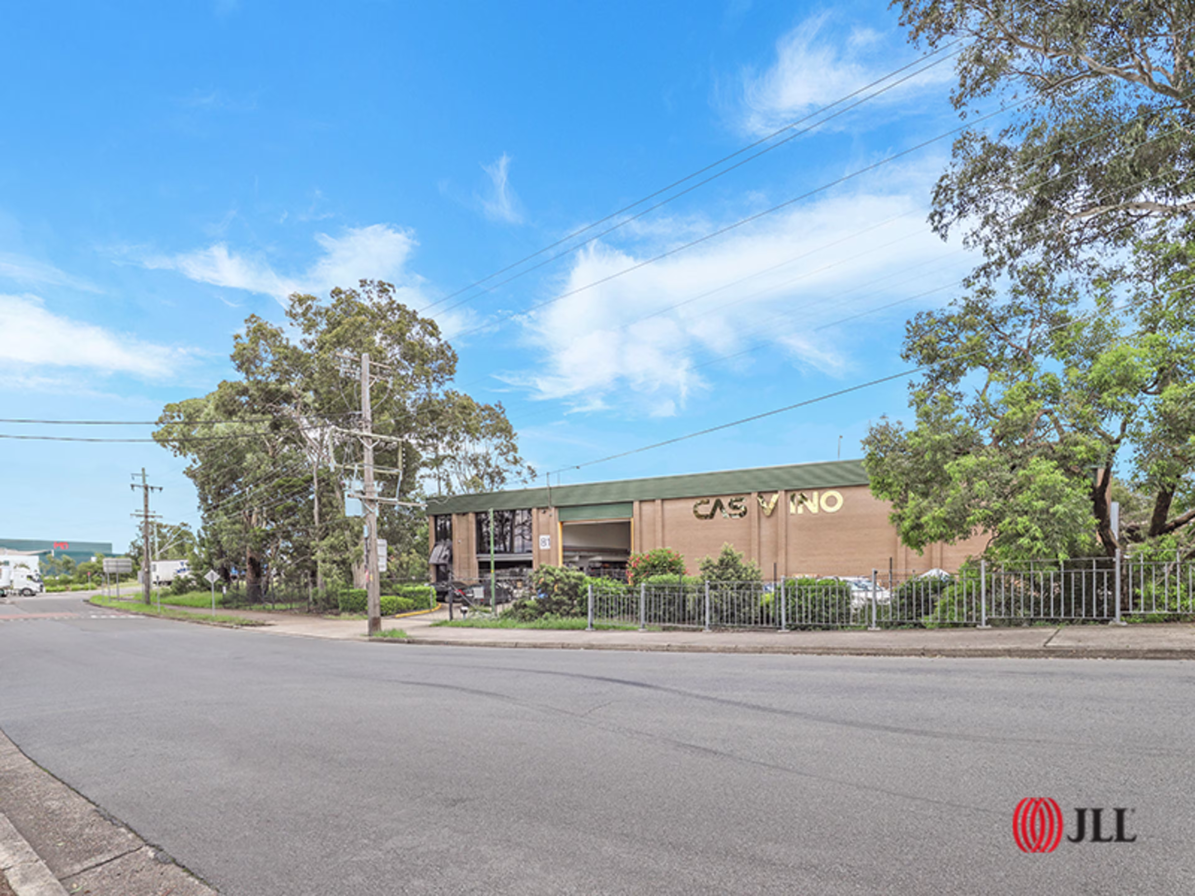 81 Warren Road