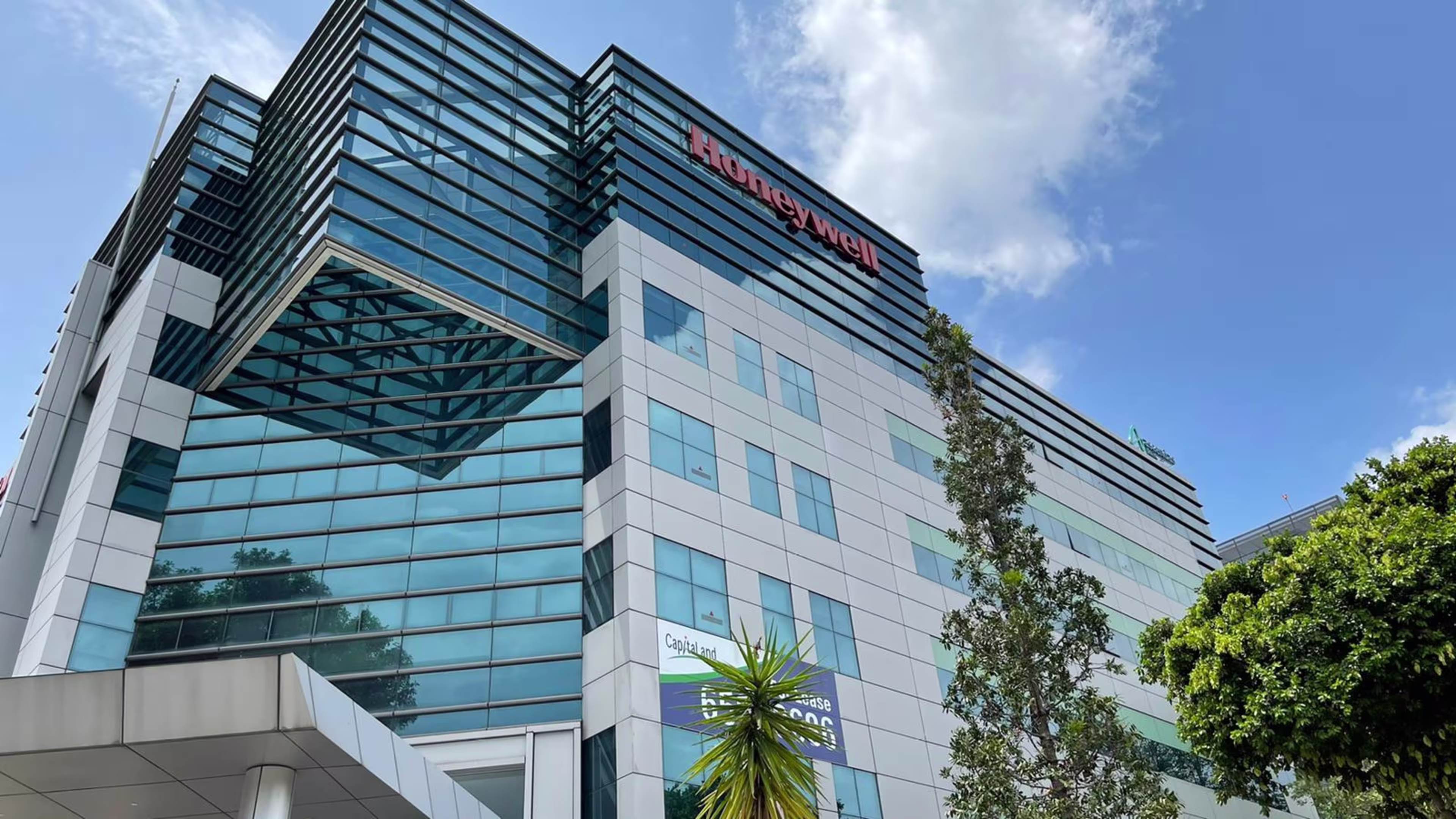 17 Changi Business Park Central 1