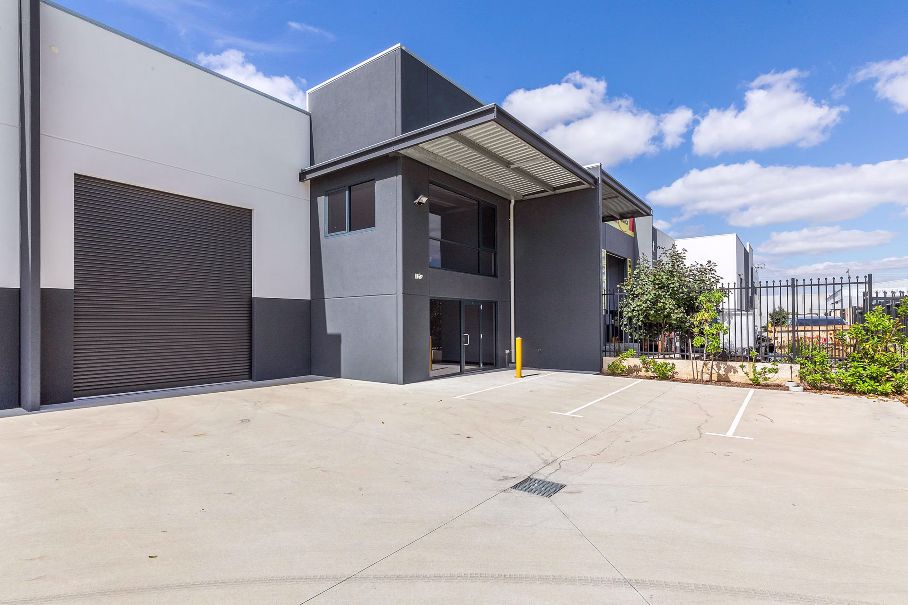 Units 1 & 6 / 4 Enterprise Court