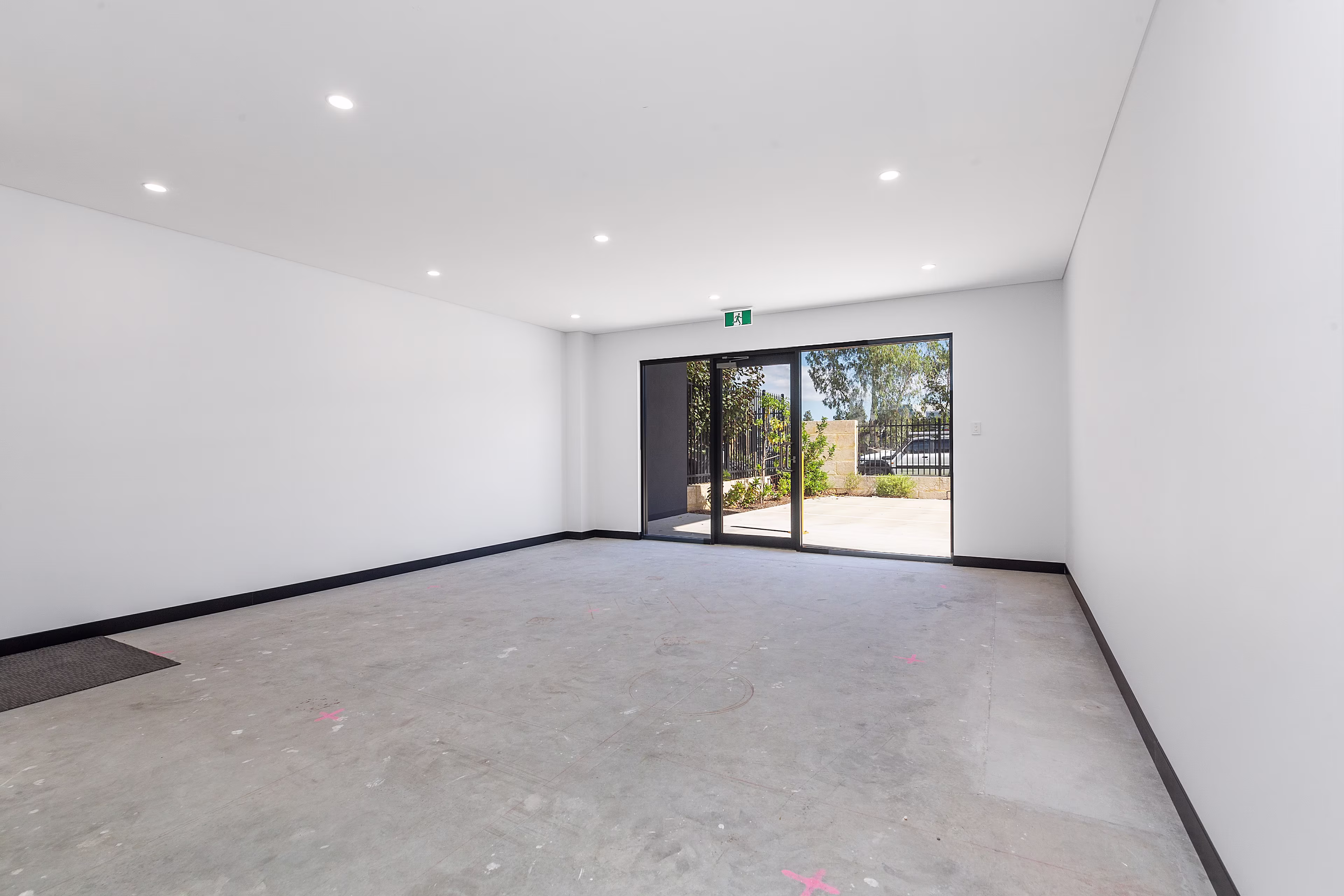 Units 1 & 6 / 4 Enterprise Court
