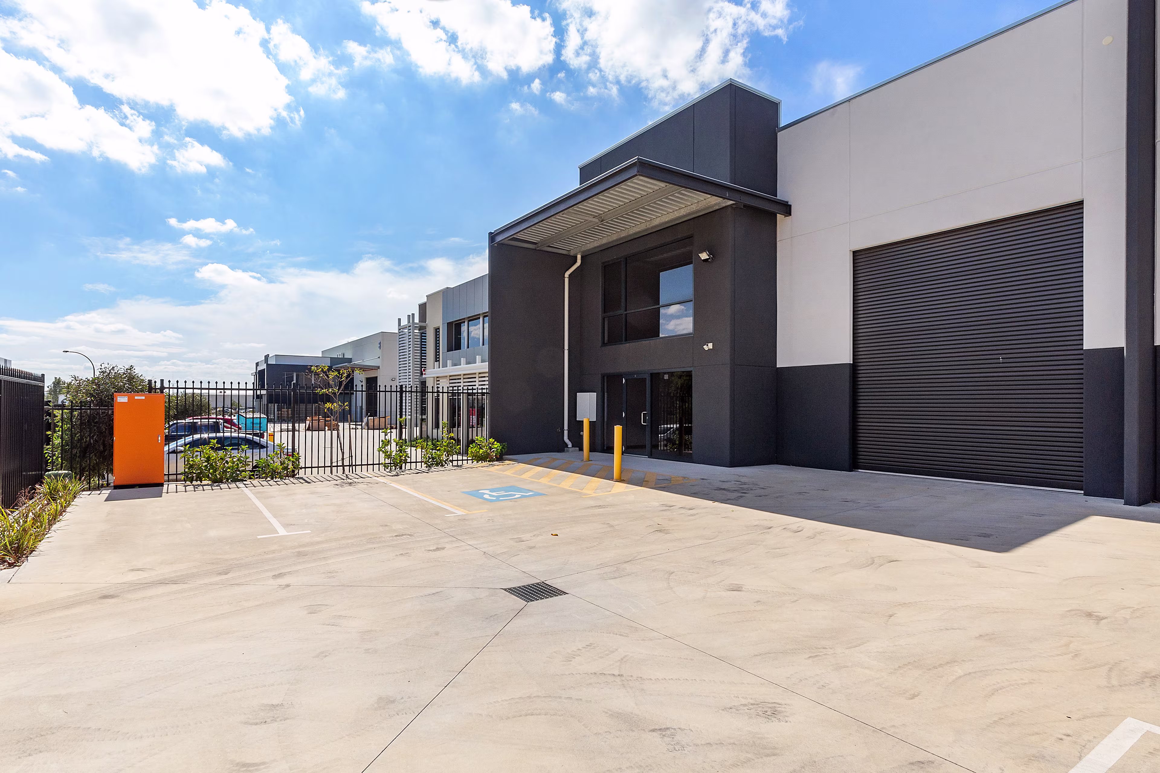 Units 1 & 6 / 4 Enterprise Court