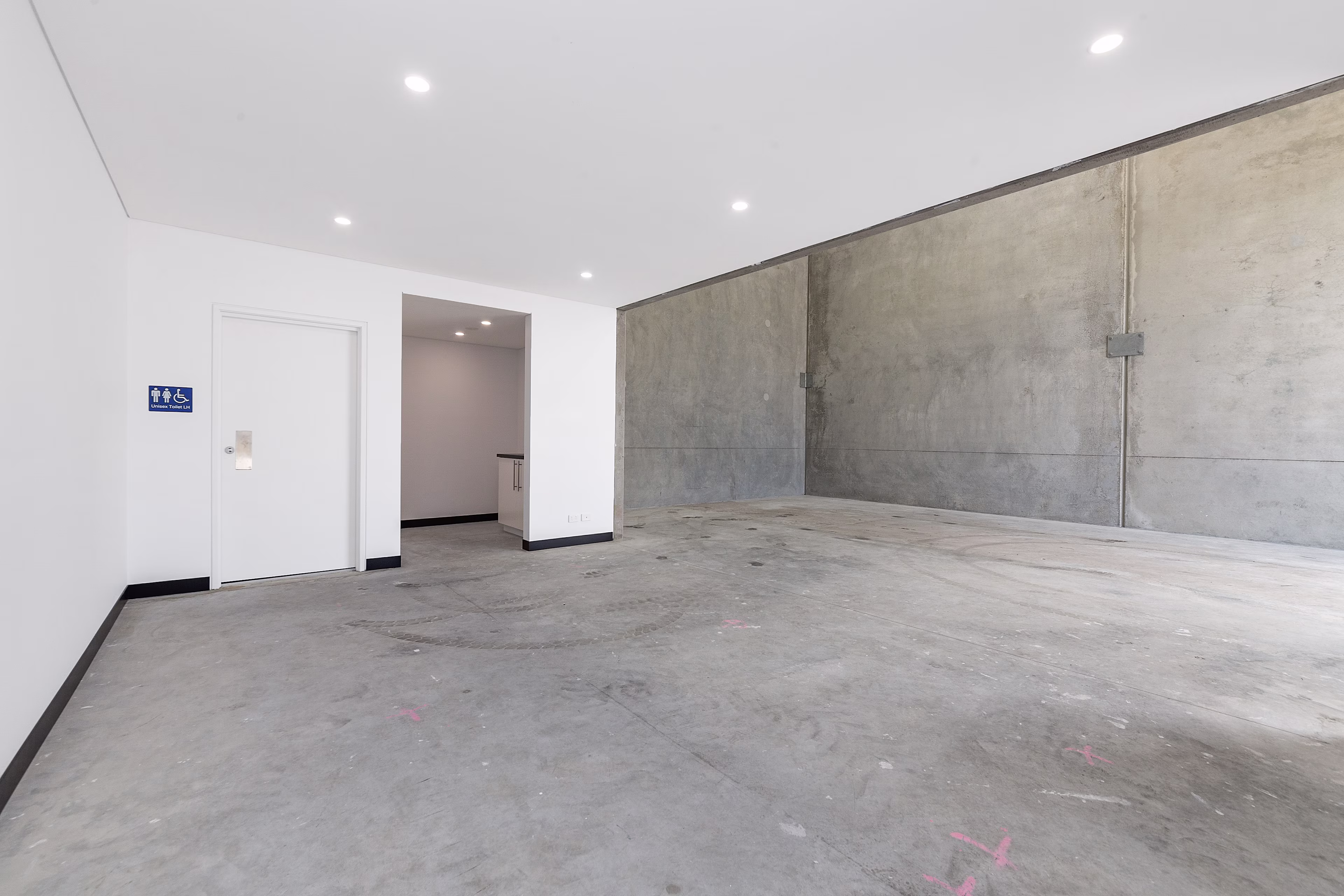 Units 1 & 6 / 4 Enterprise Court