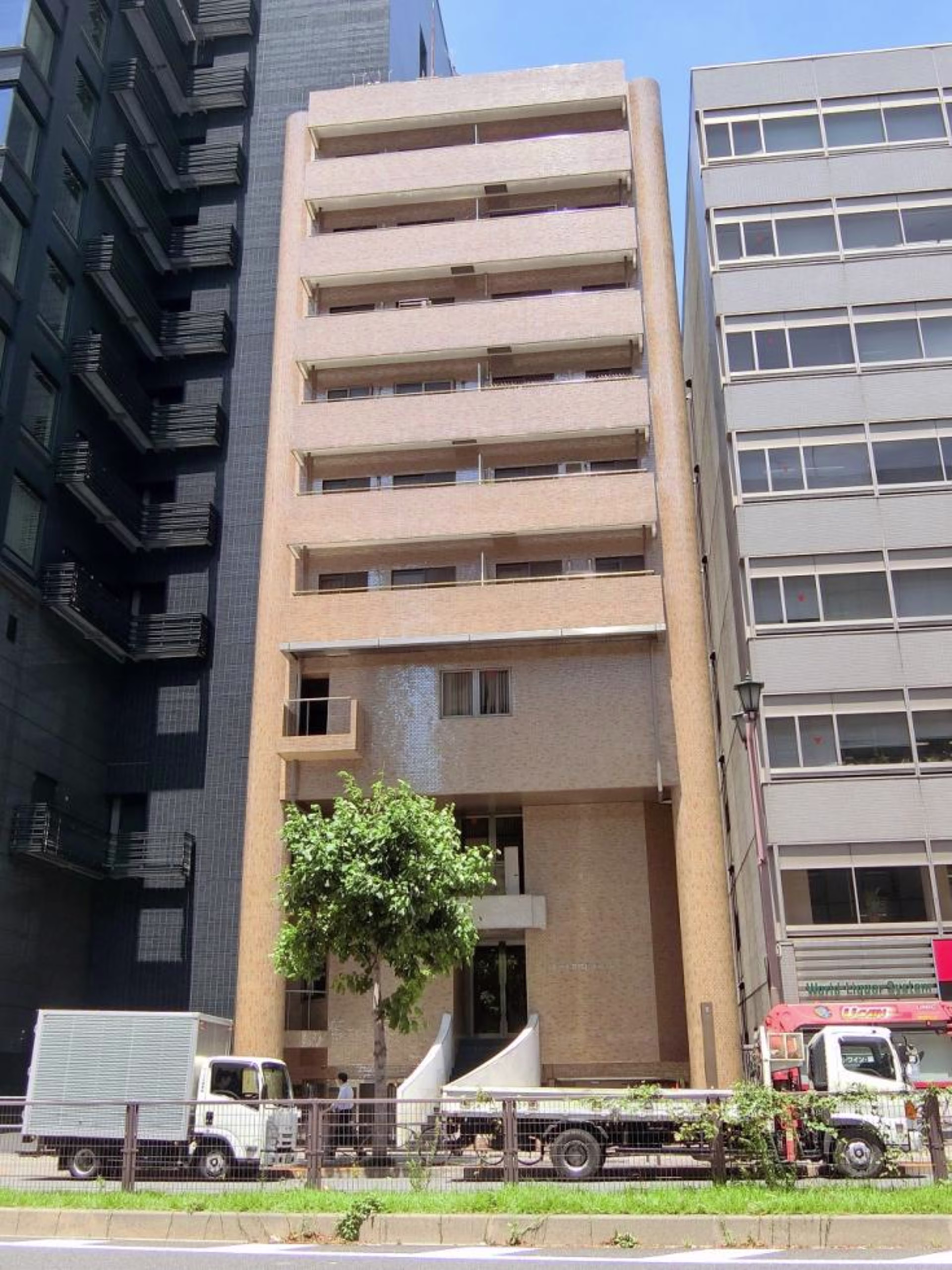 麹町1-6-3
