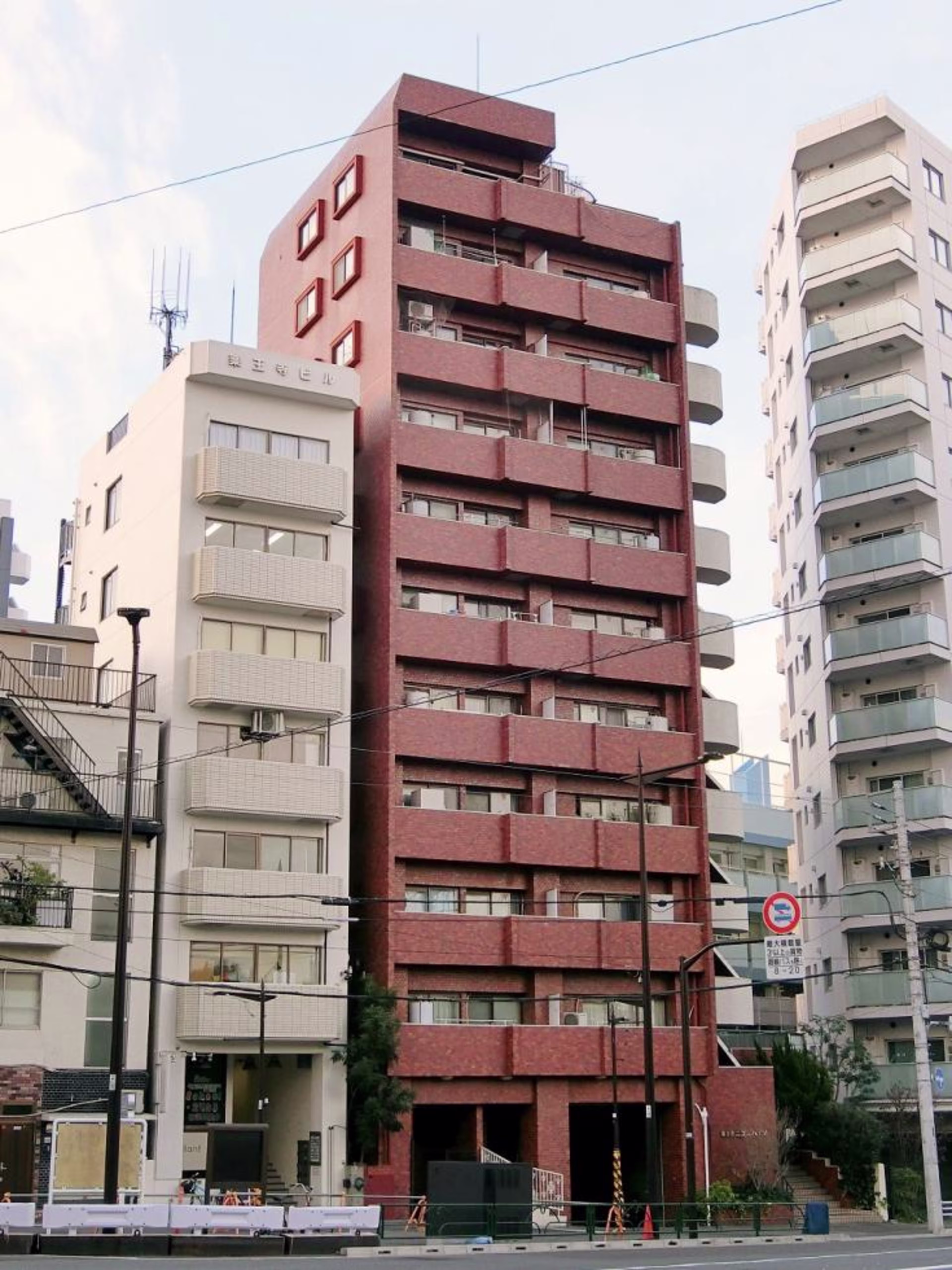 市谷薬王寺町53