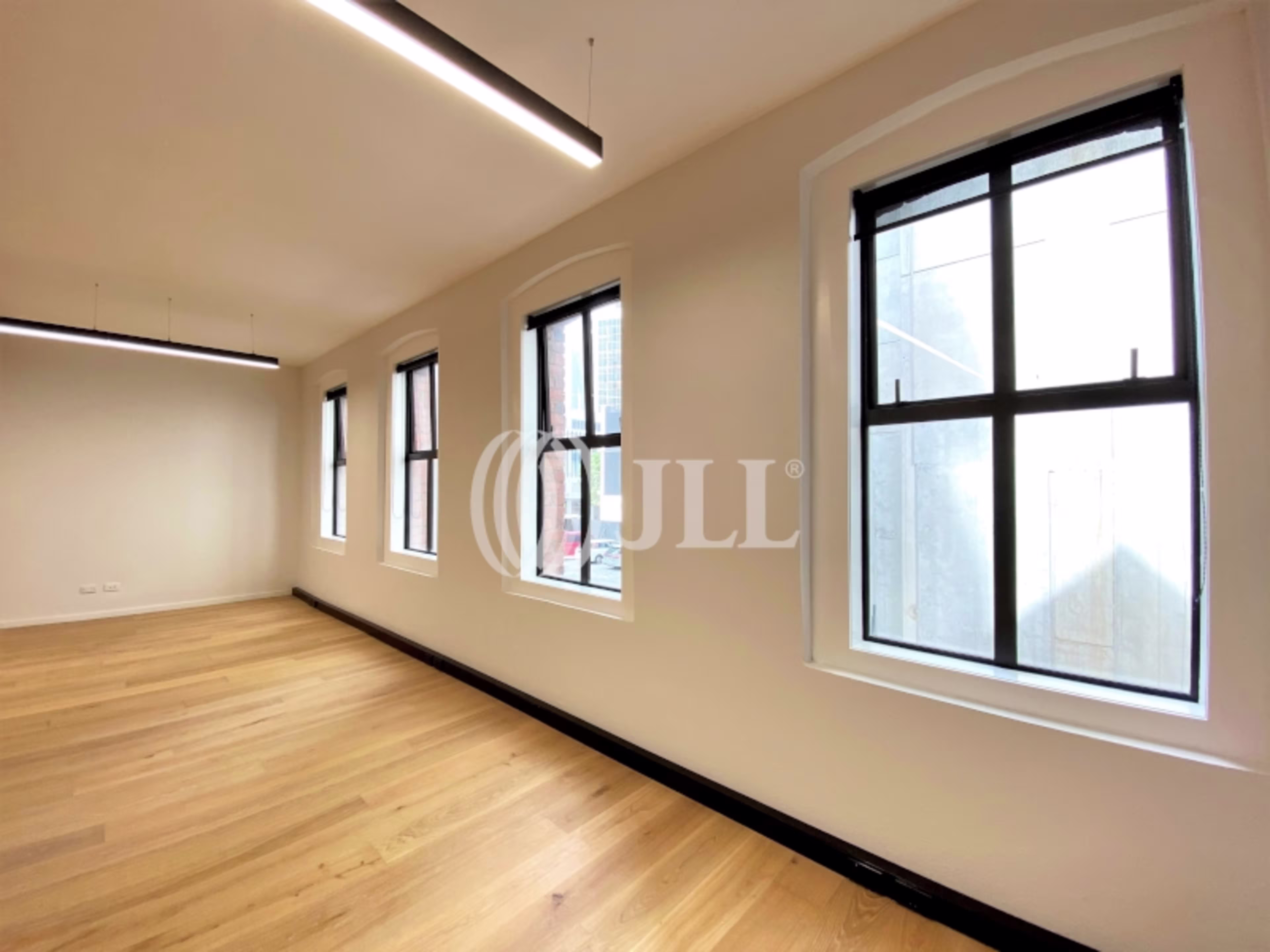 57 - 59 Customs Street E