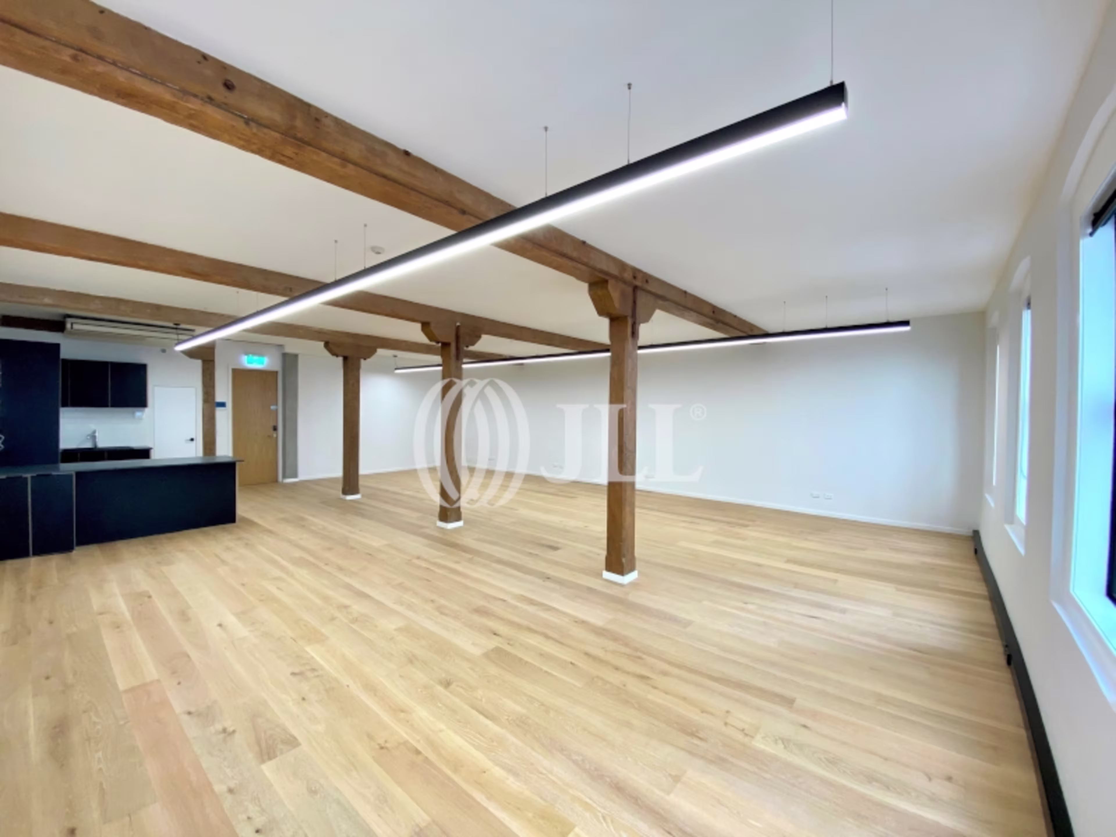 57 - 59 Customs Street E