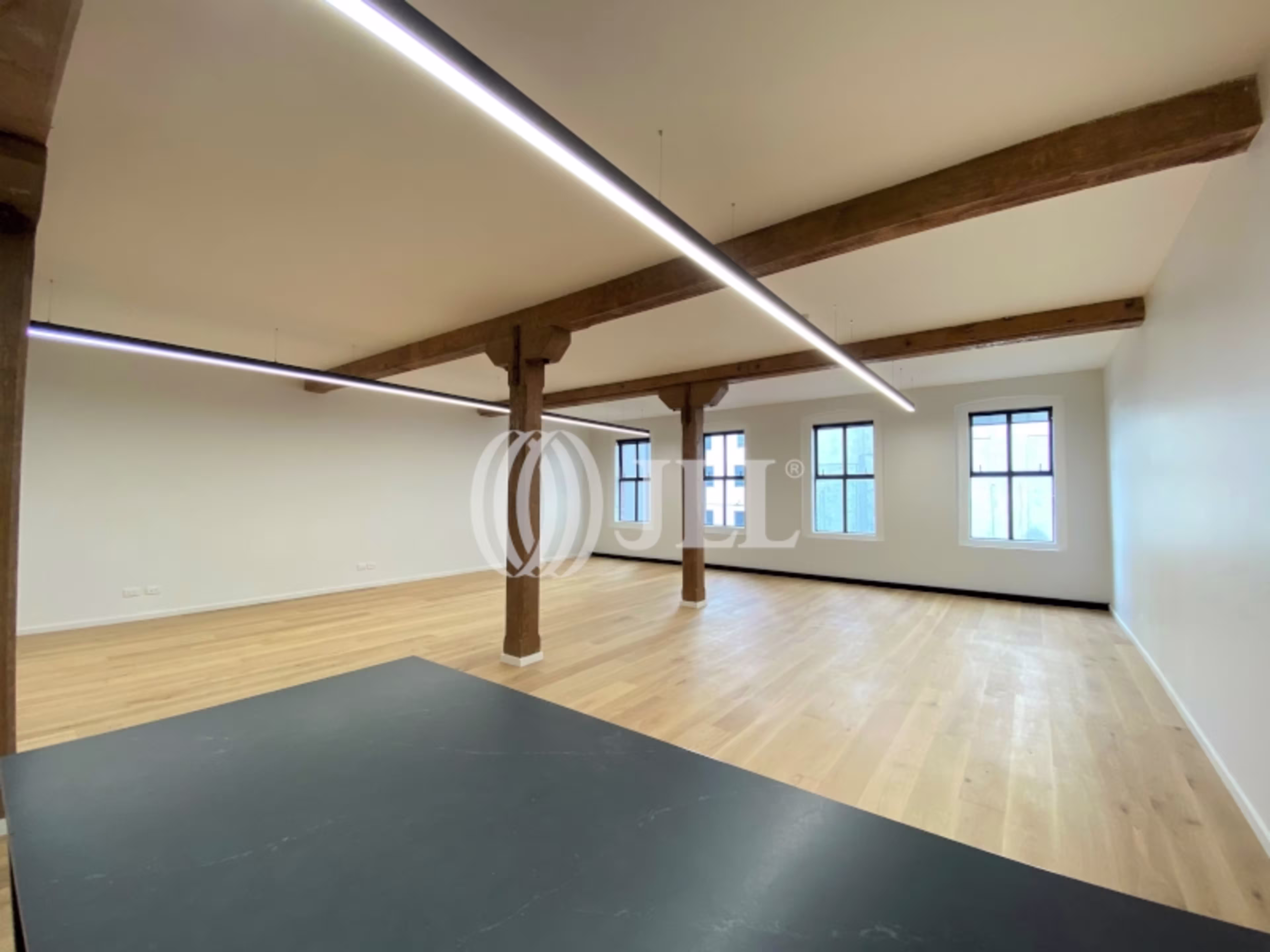 57 - 59 Customs Street E