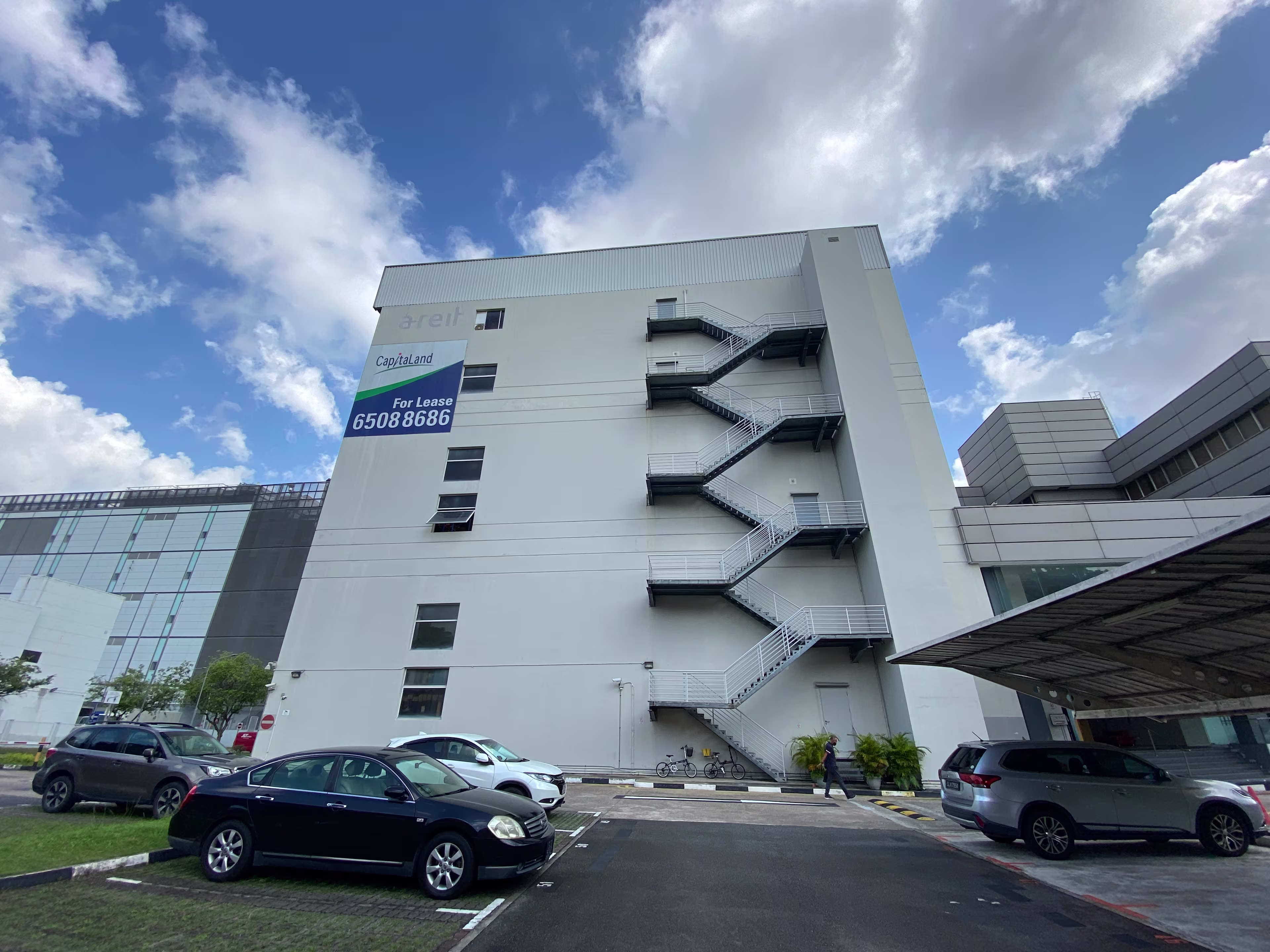 11 Tampines Street 92