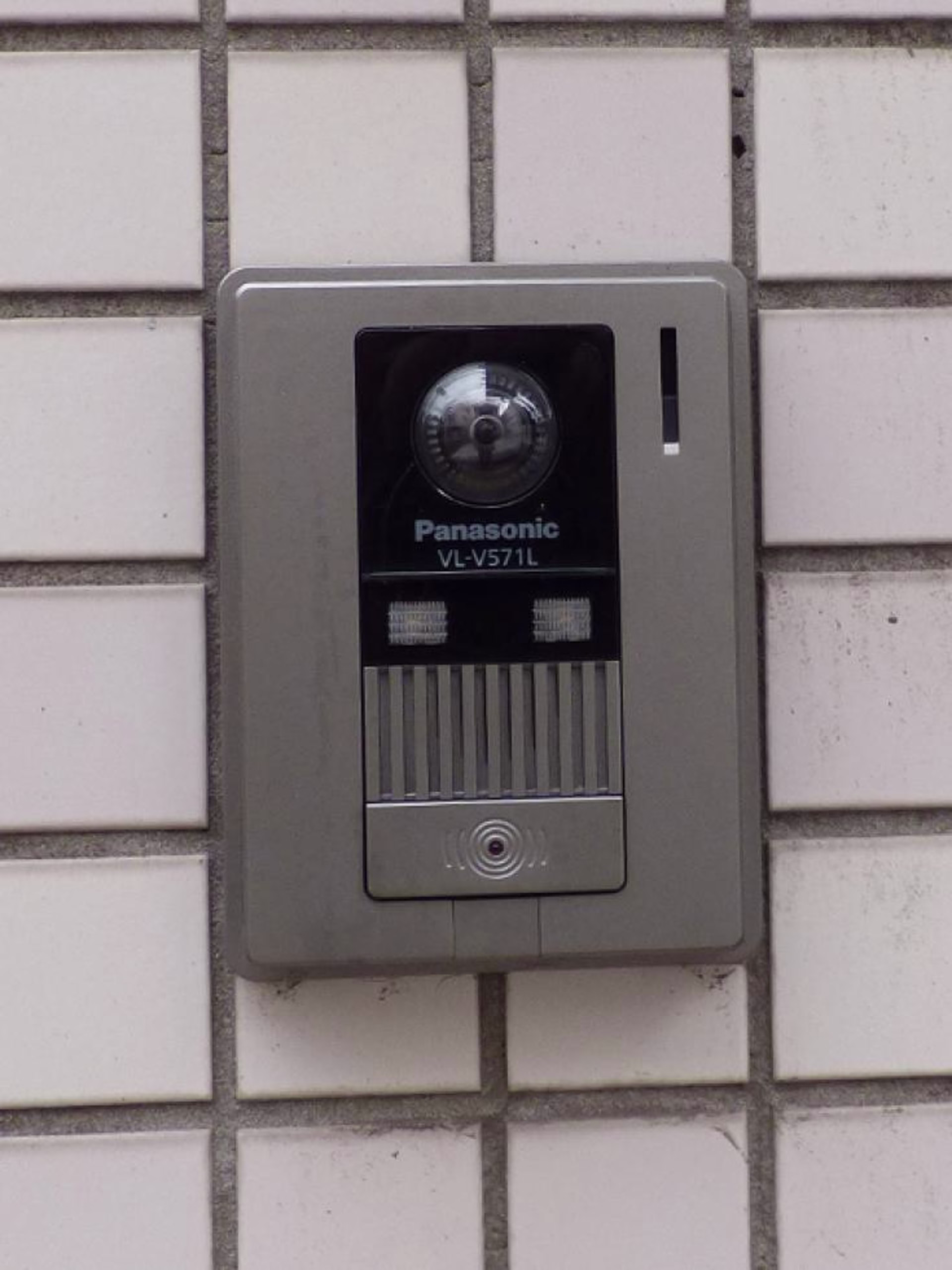 鶯谷町17-7