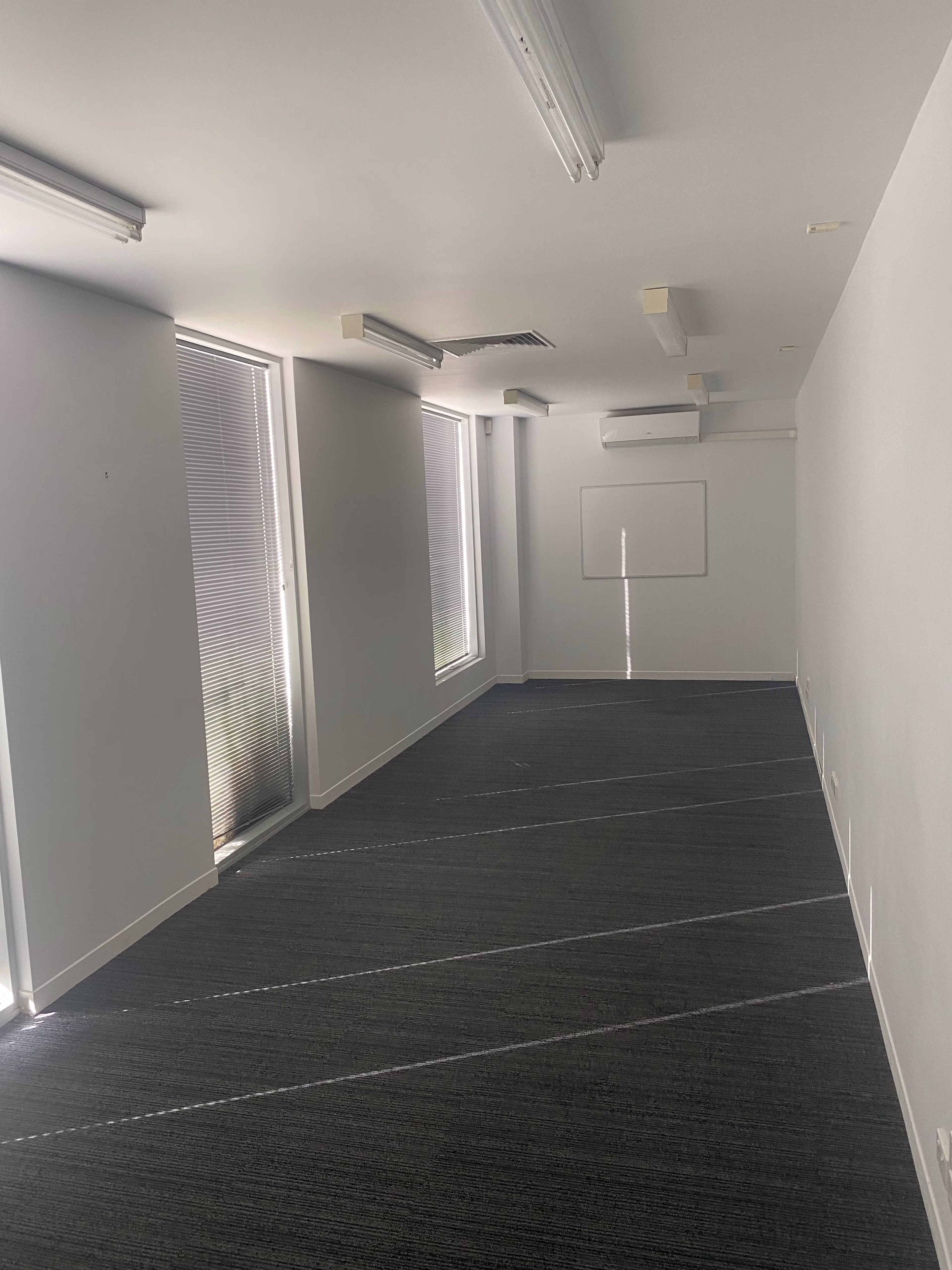 6 Keysborough Close