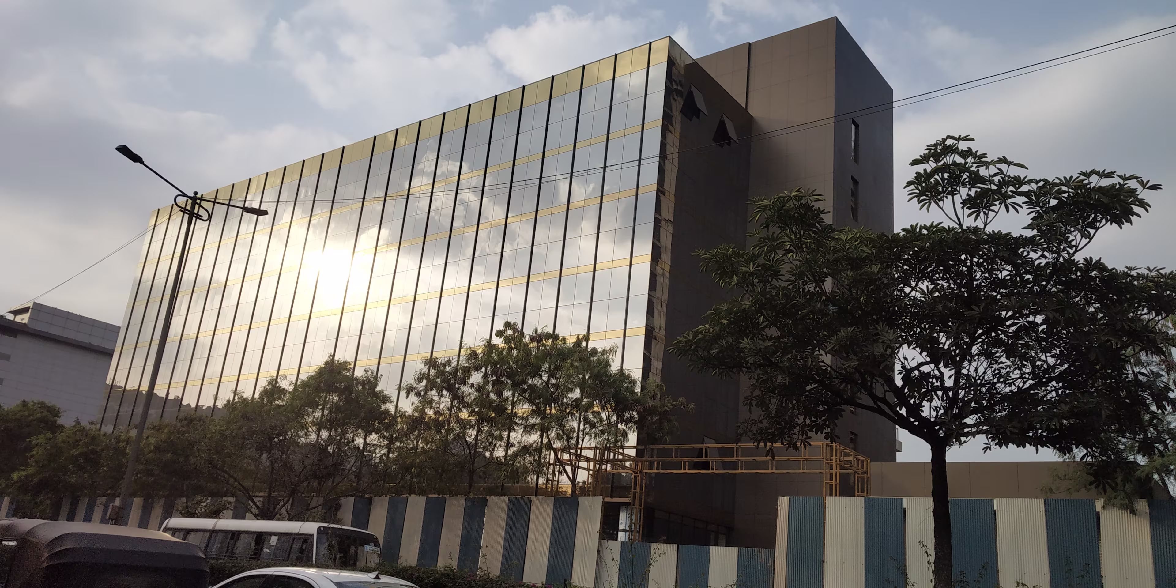 Shastri Nagar Chowk, Nr. Tech Park One, Loop Road, Yerwada