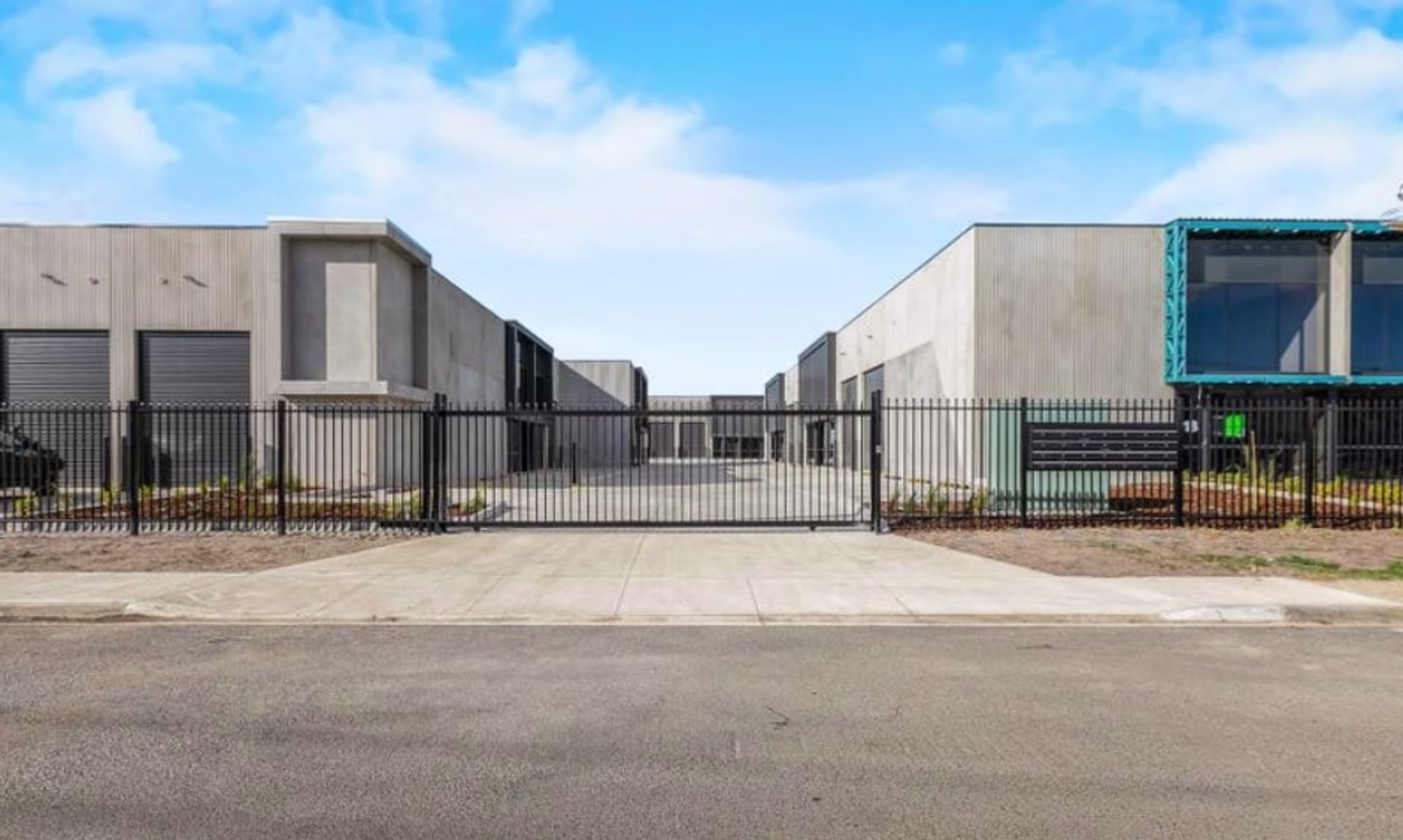 17/20 Ponting Street