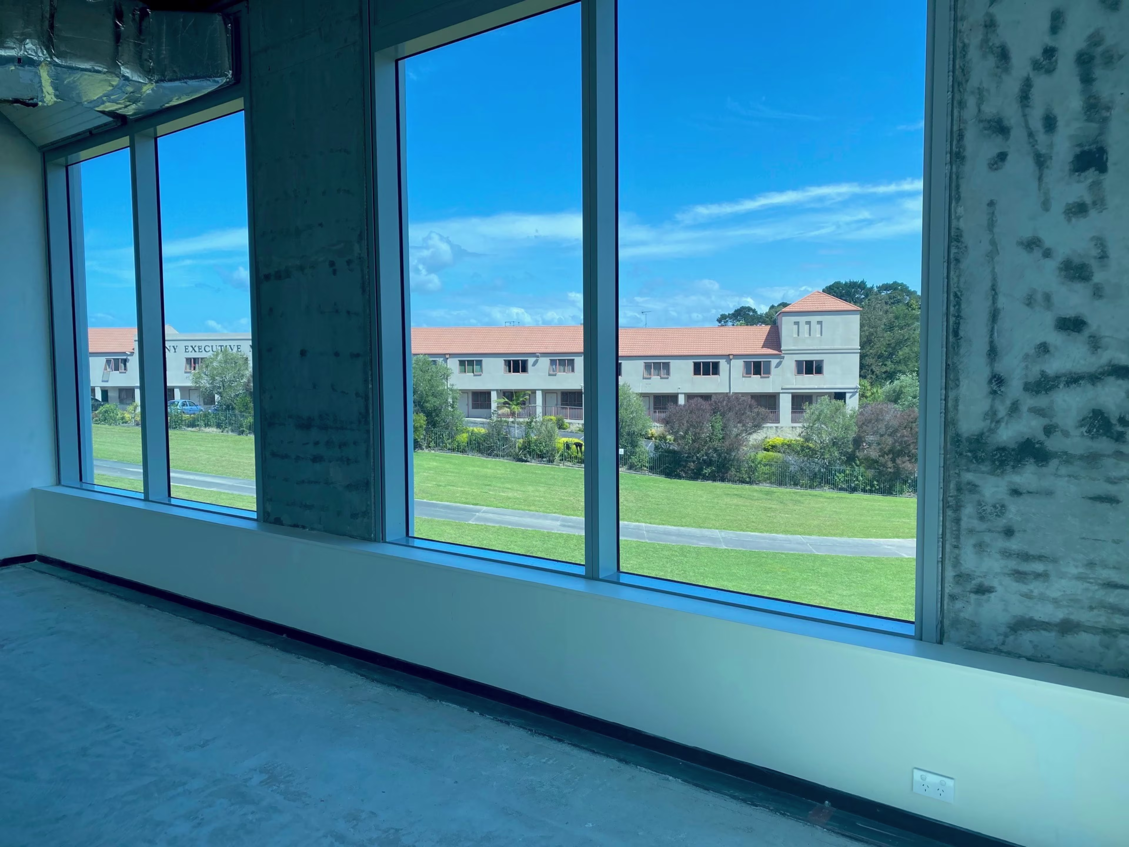 9 - 11 Corinthian Drive