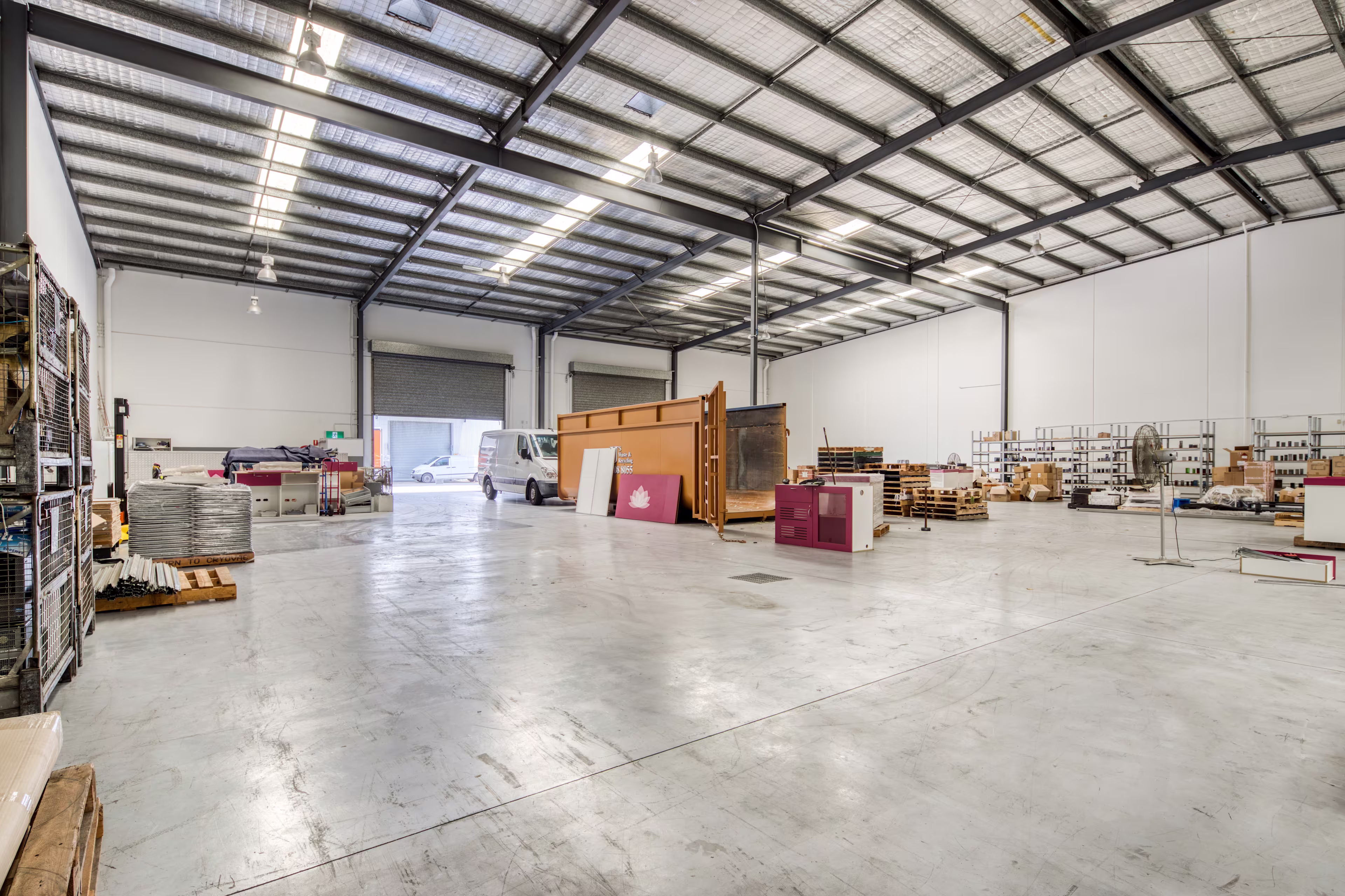 860 Kingsford Smith Drive