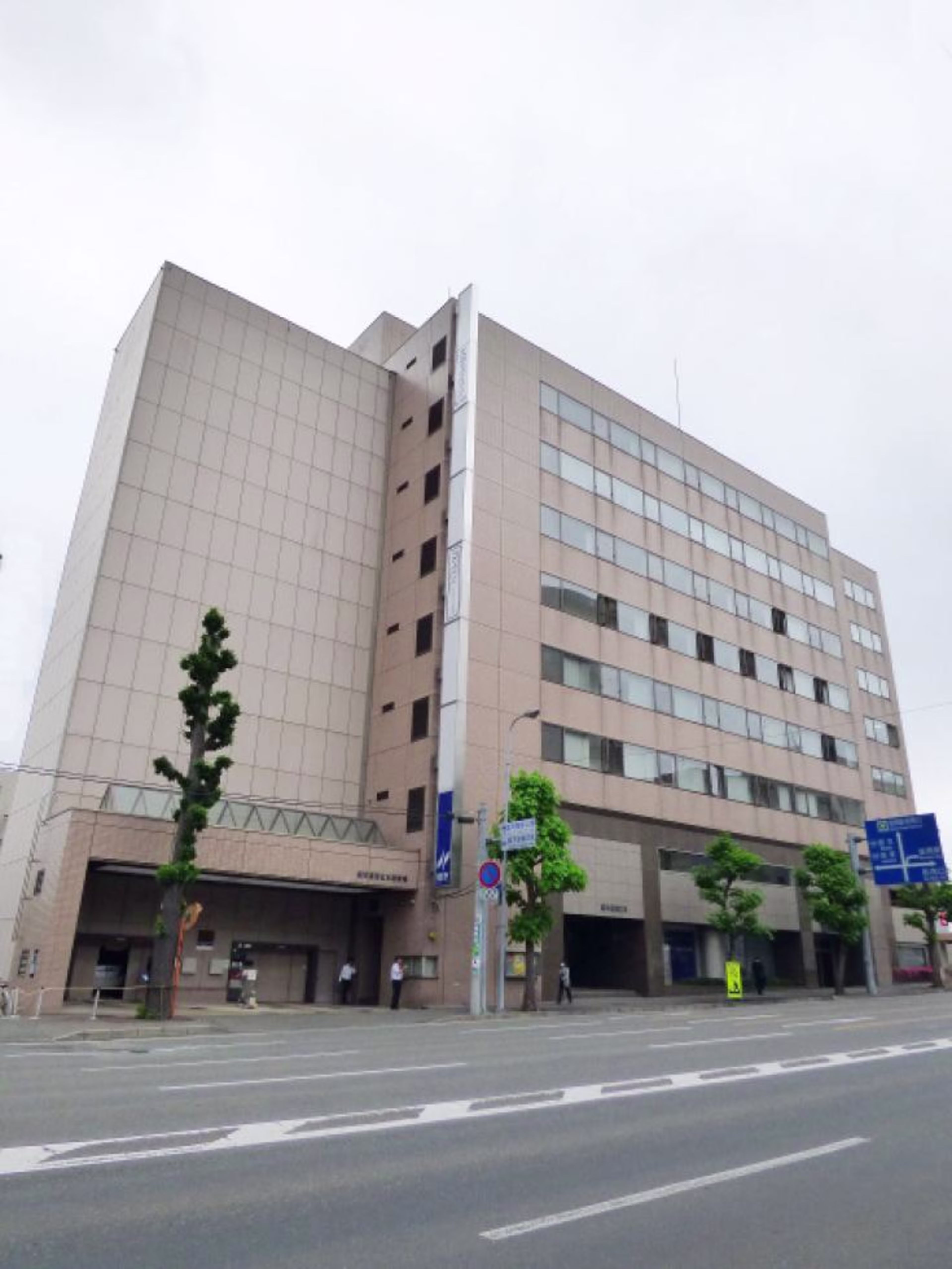 盛岡駅前北通1-10