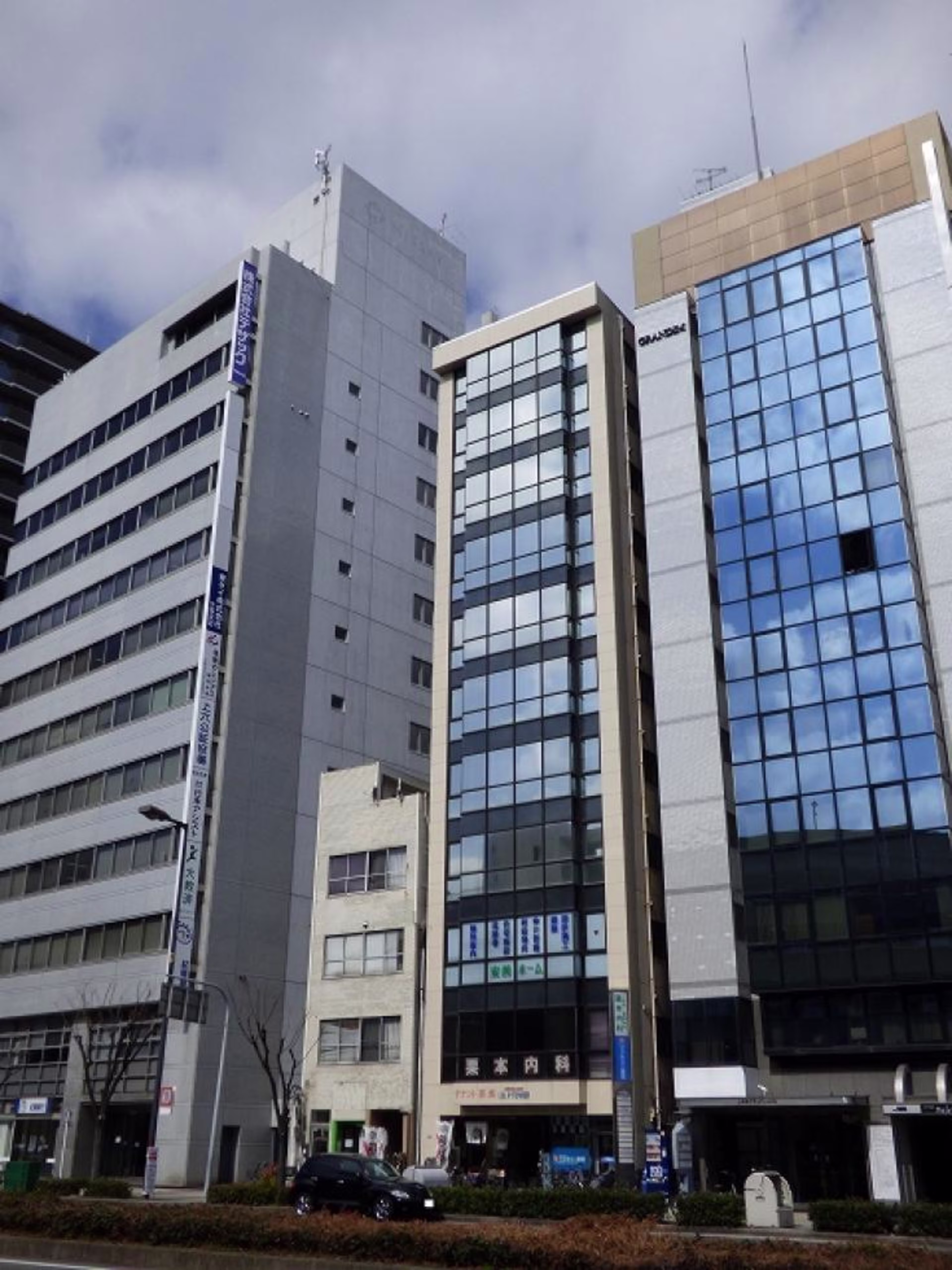 東高津町11-7