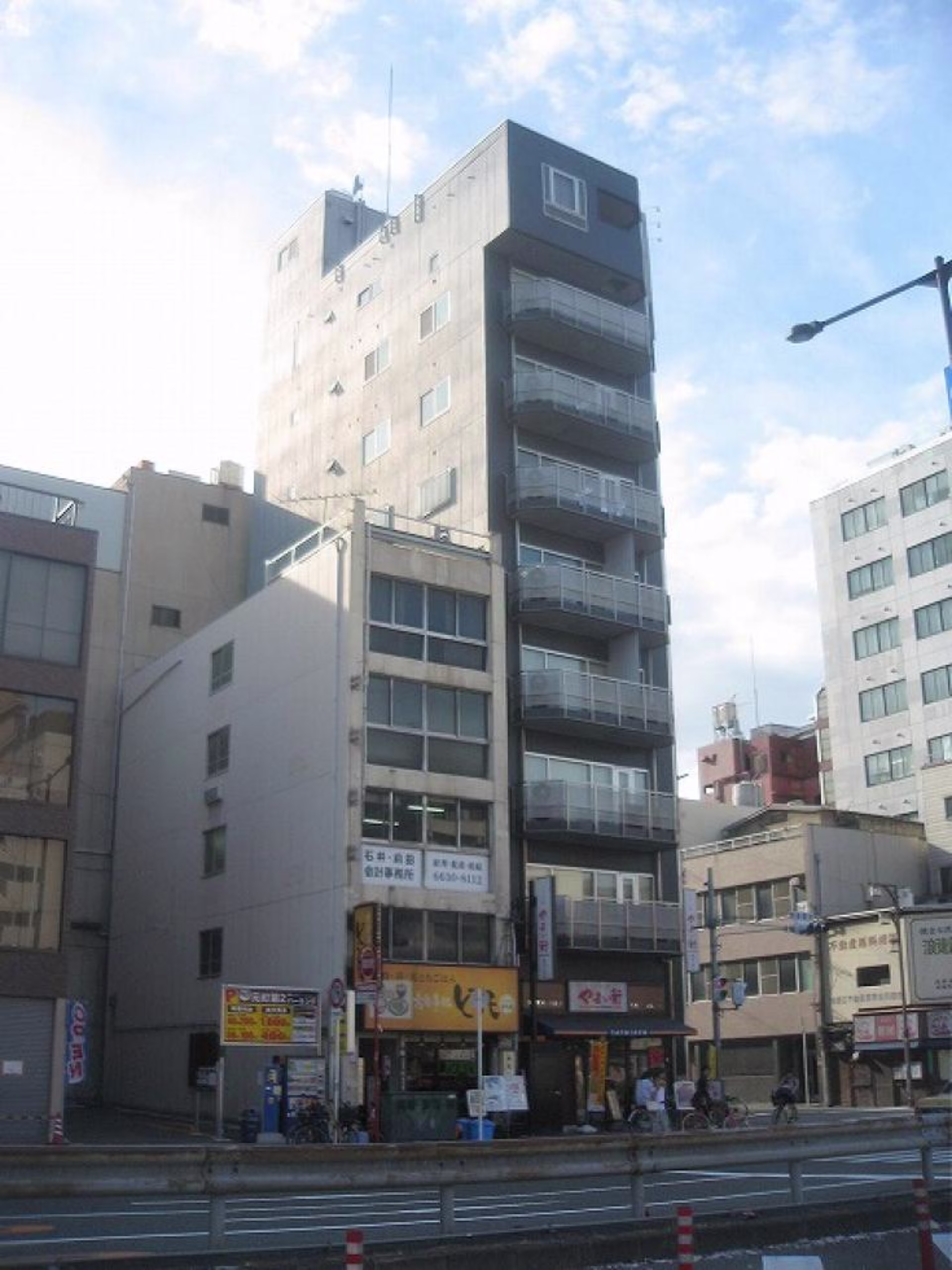 元町3-1-1