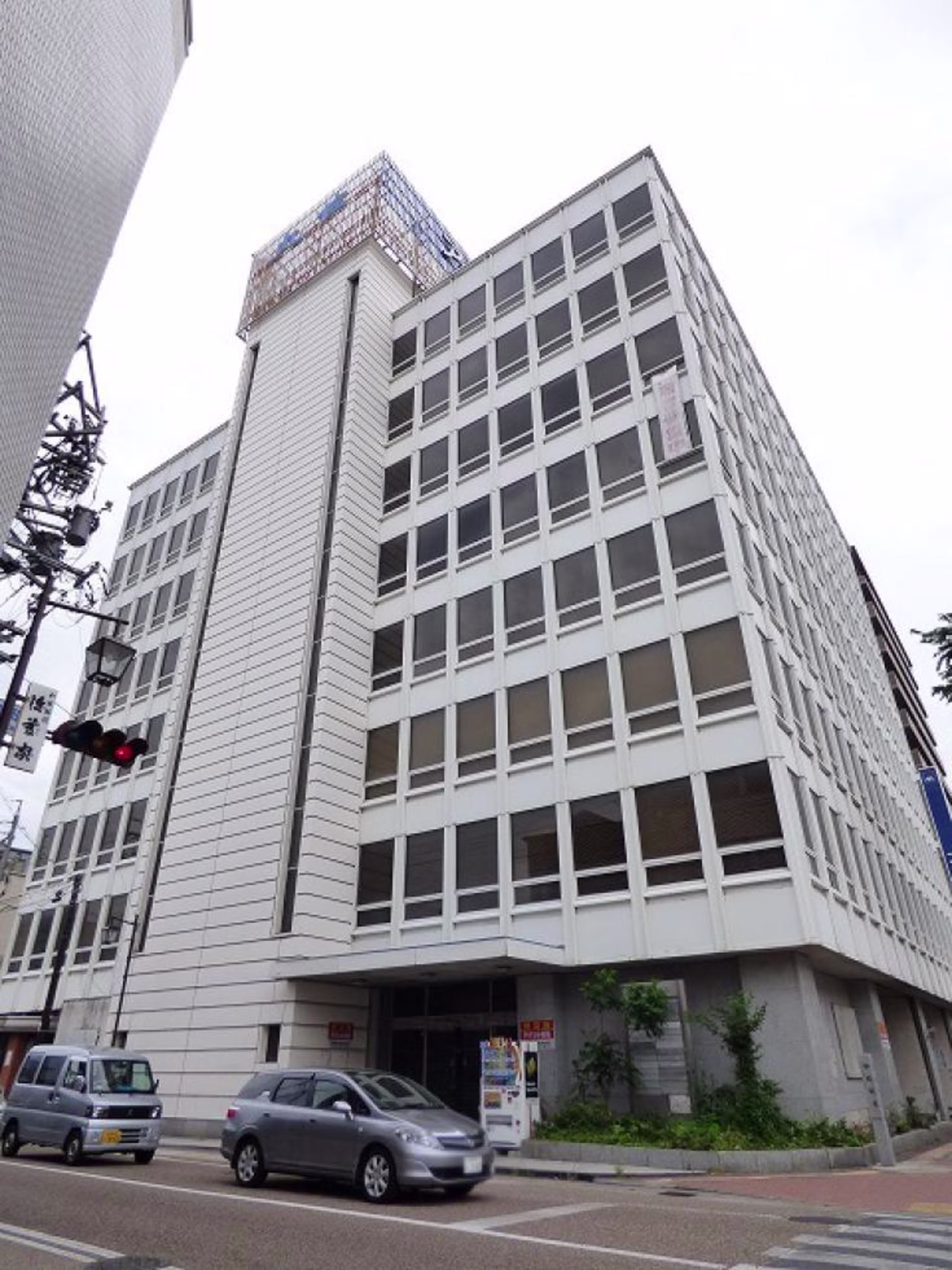 美園町2-21
