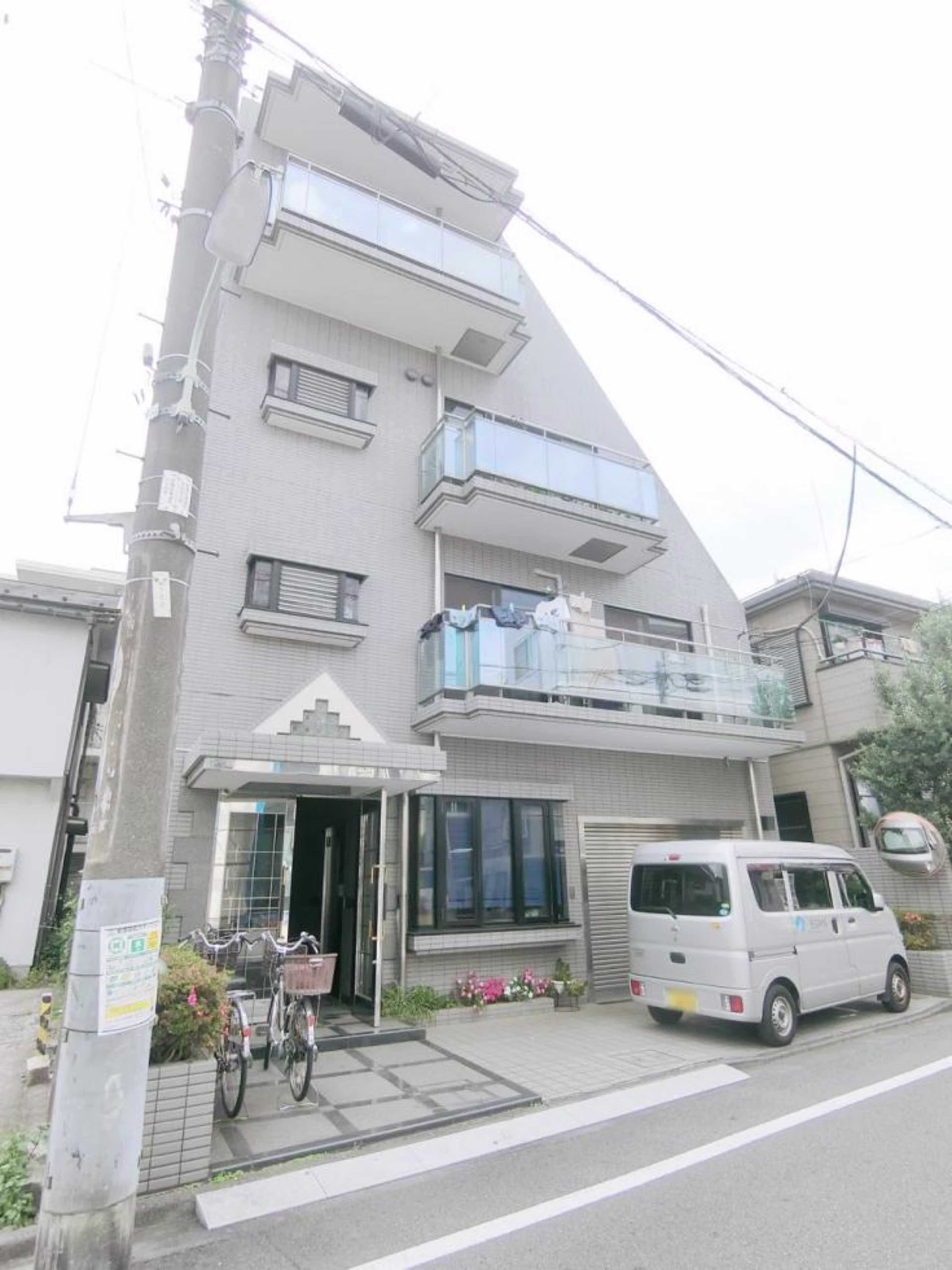 豊町5-4-3