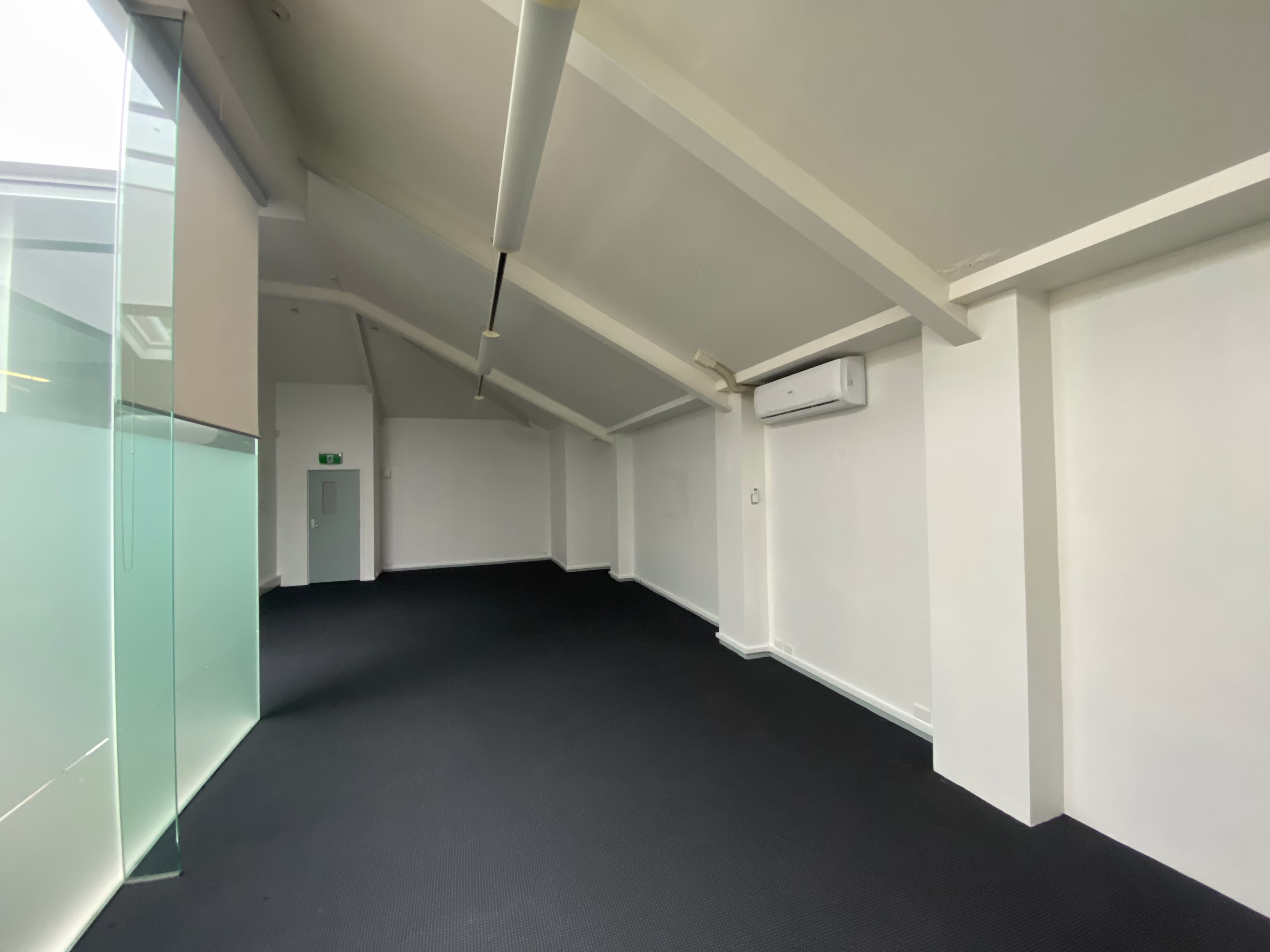 10 Victoria Road