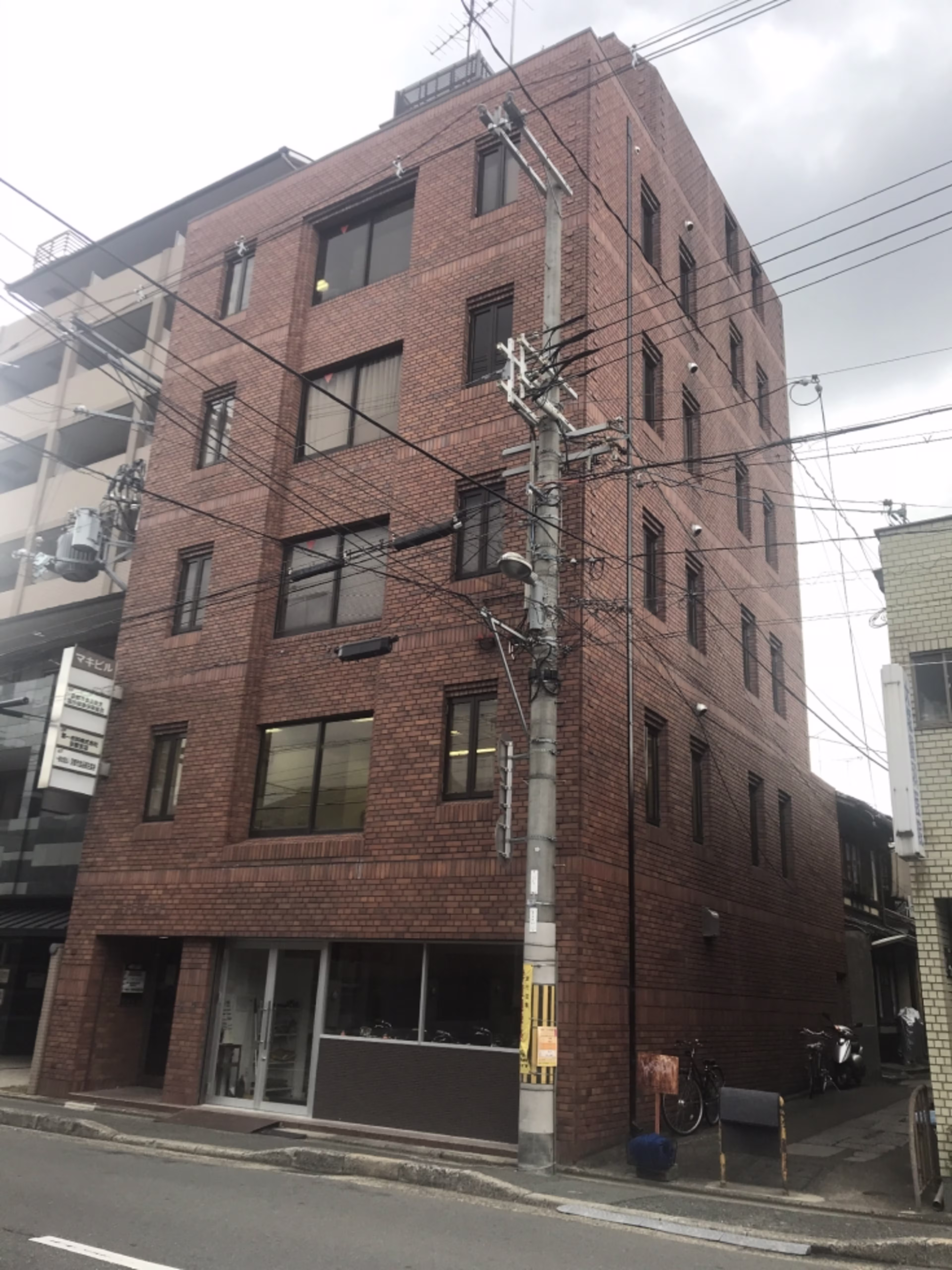 西洞院通高辻下る高辻西洞院町801-3
