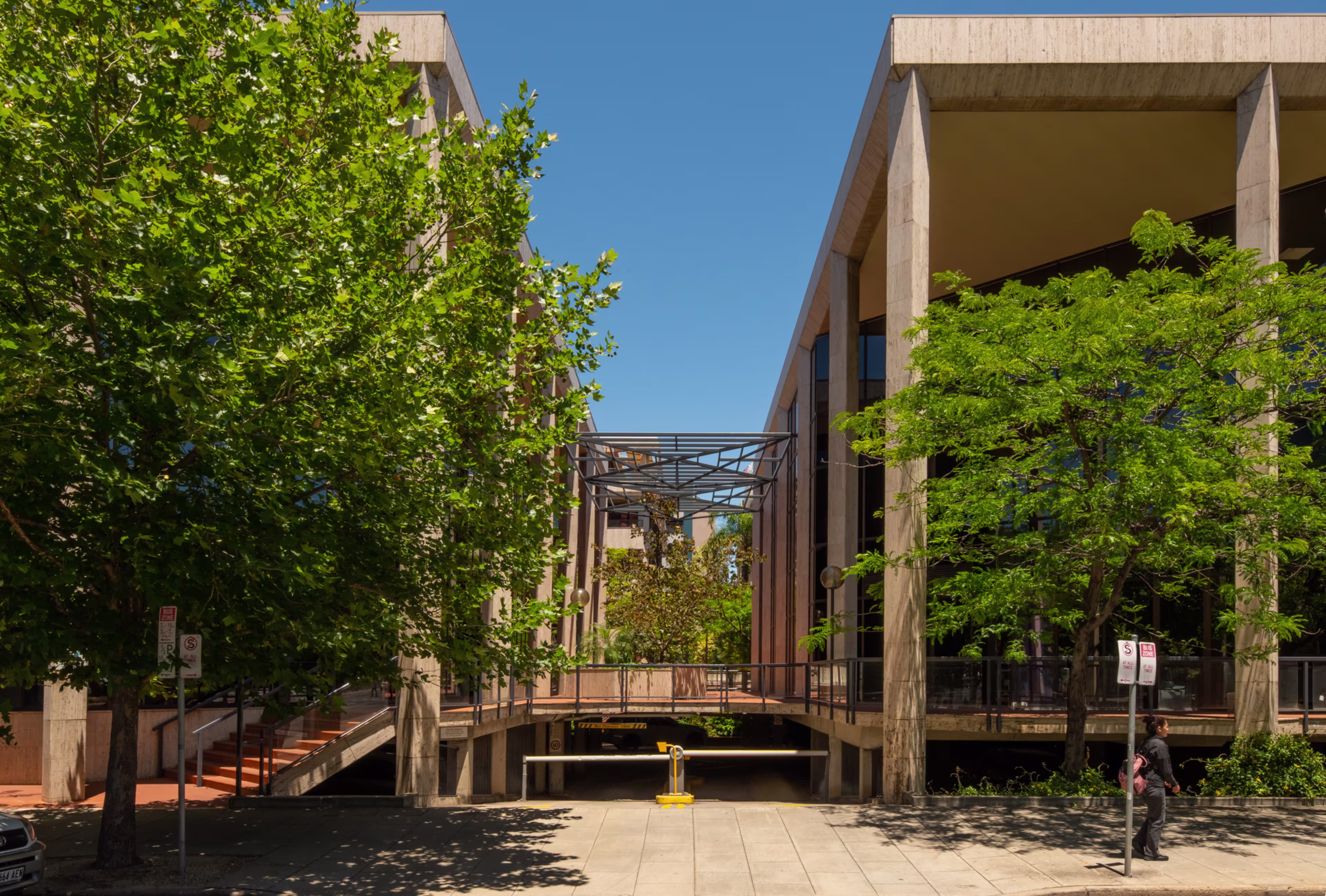157 Grenfell Street