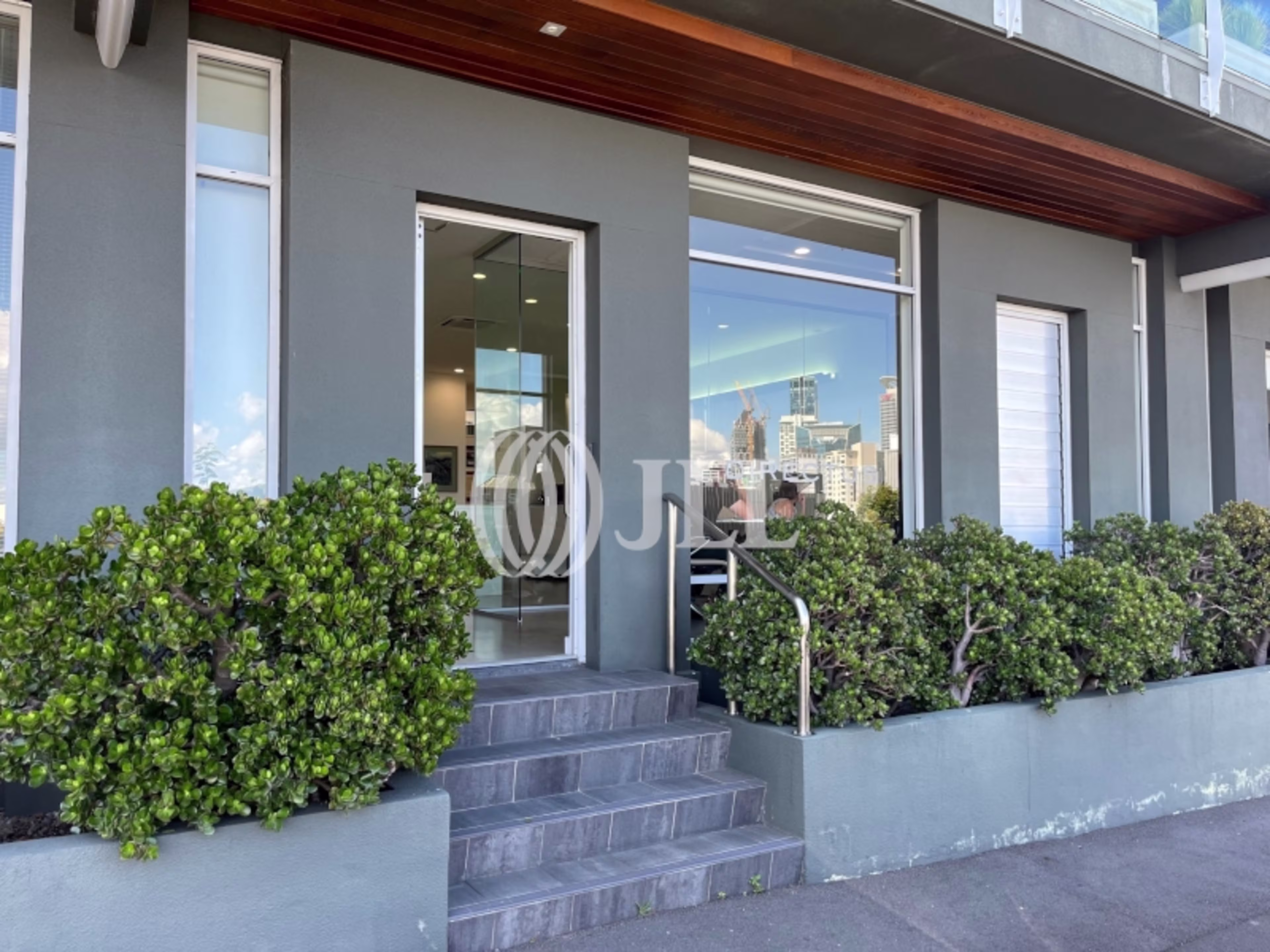 11C Augustus Terrace