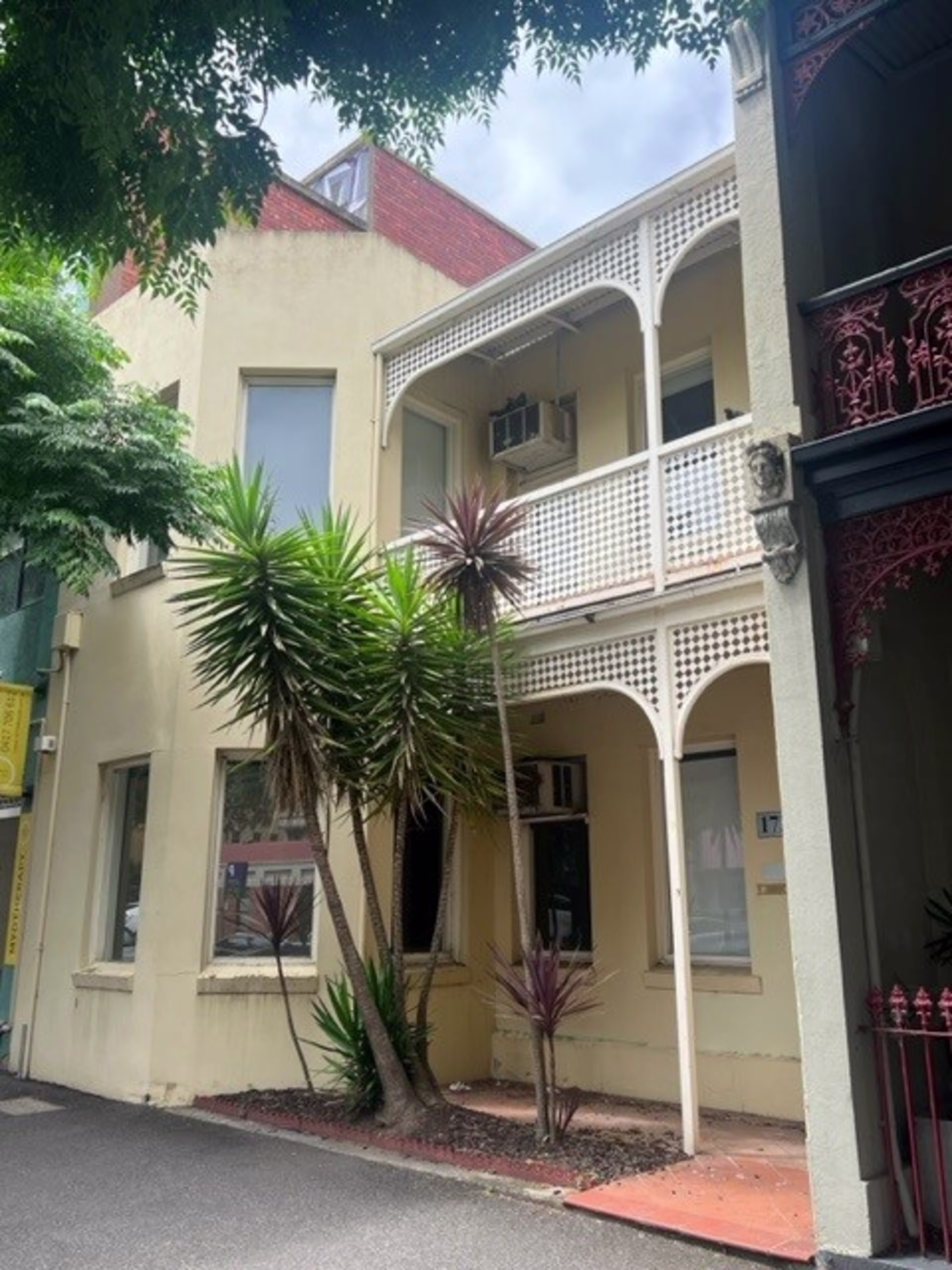 172 Bouverie Street