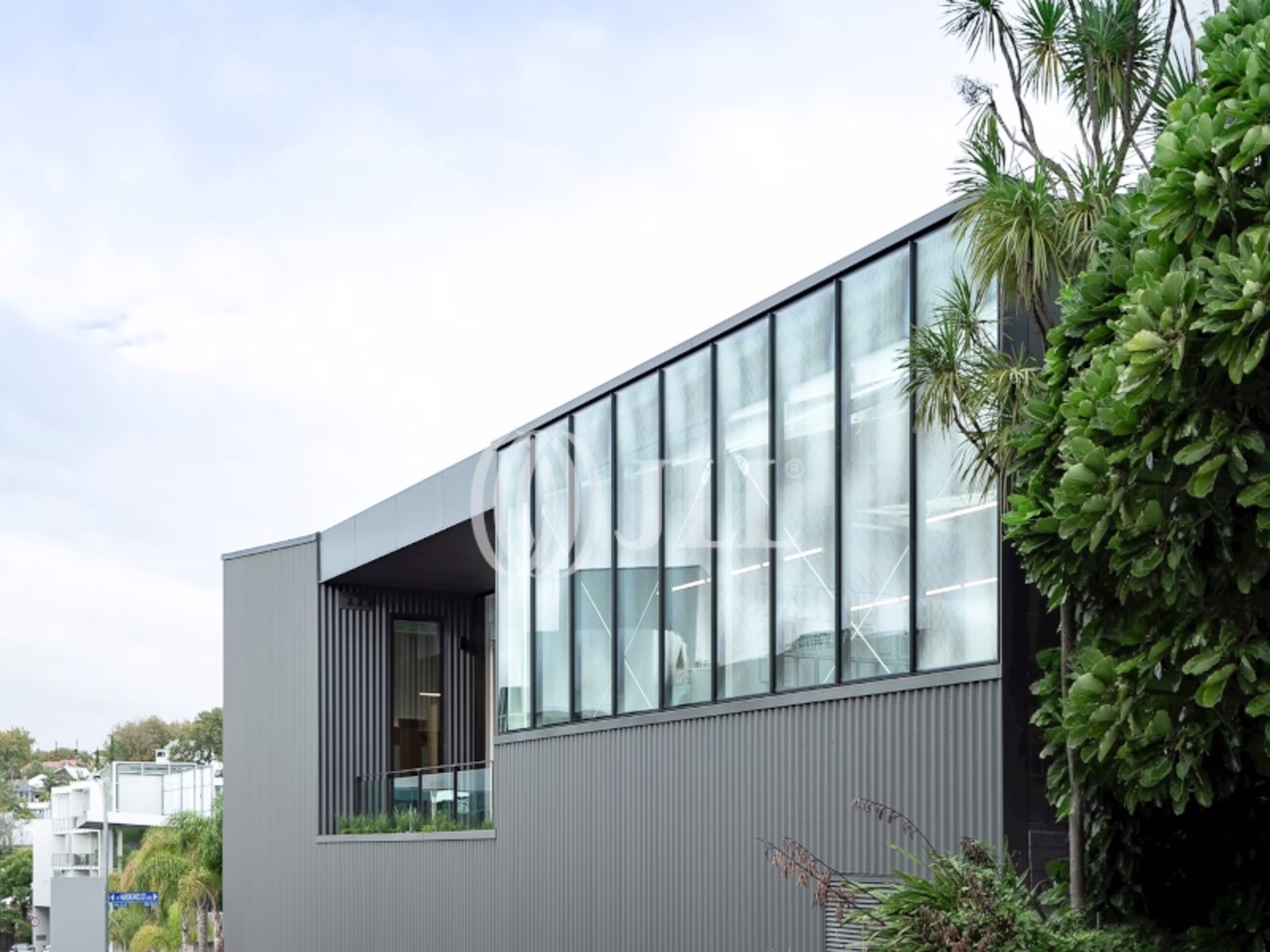 25 Hargreaves Street