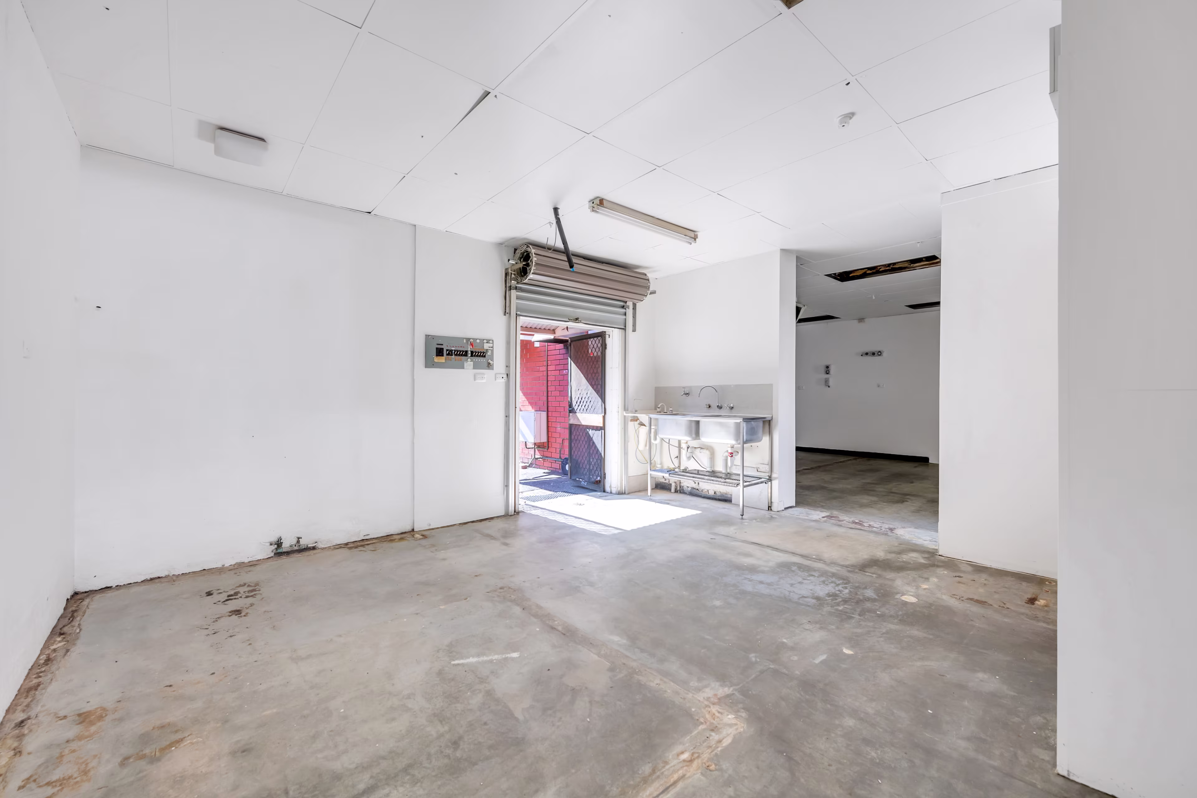1 Ridgeway Drive