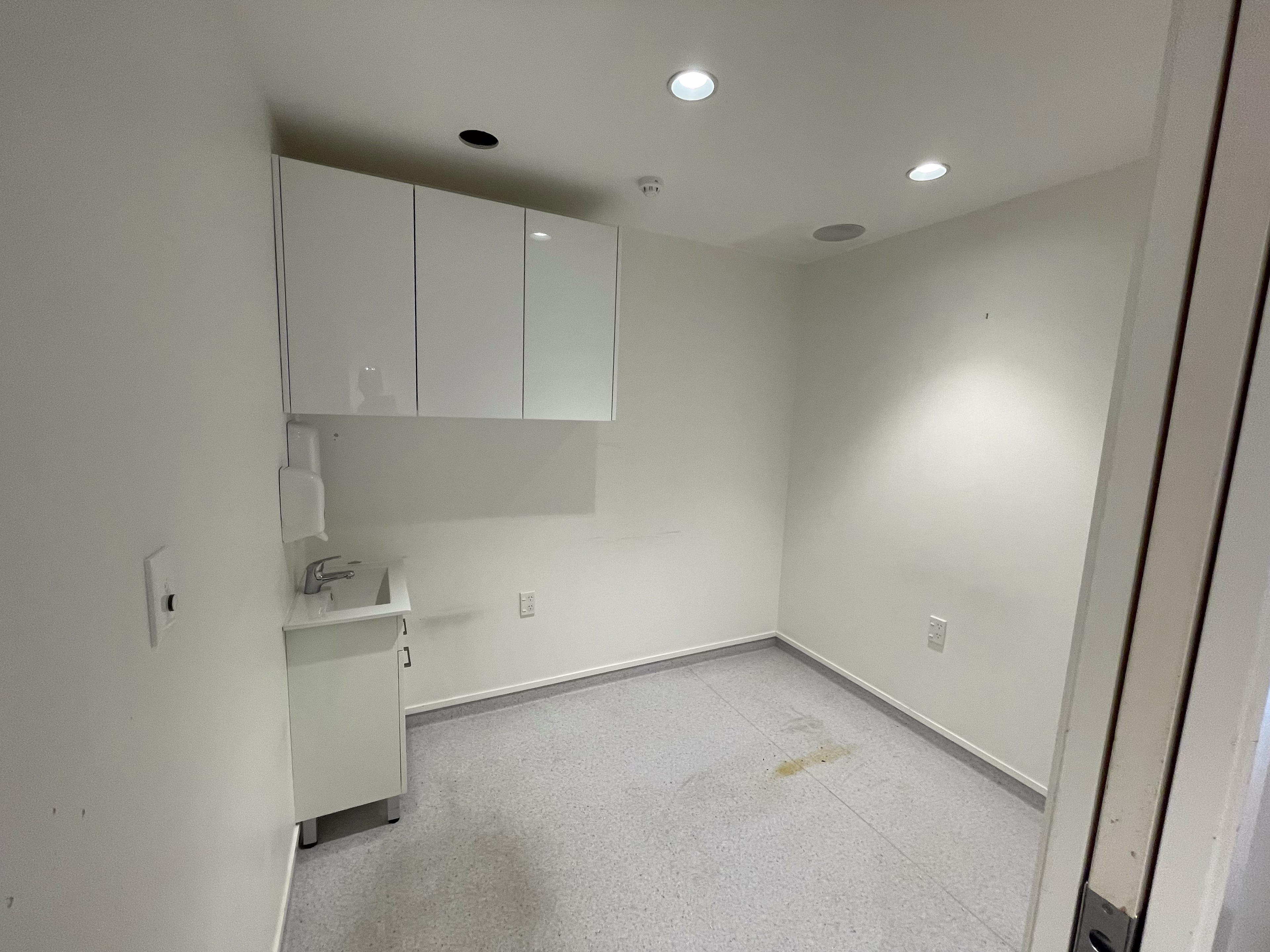 42 - 44 Hurstmere Road