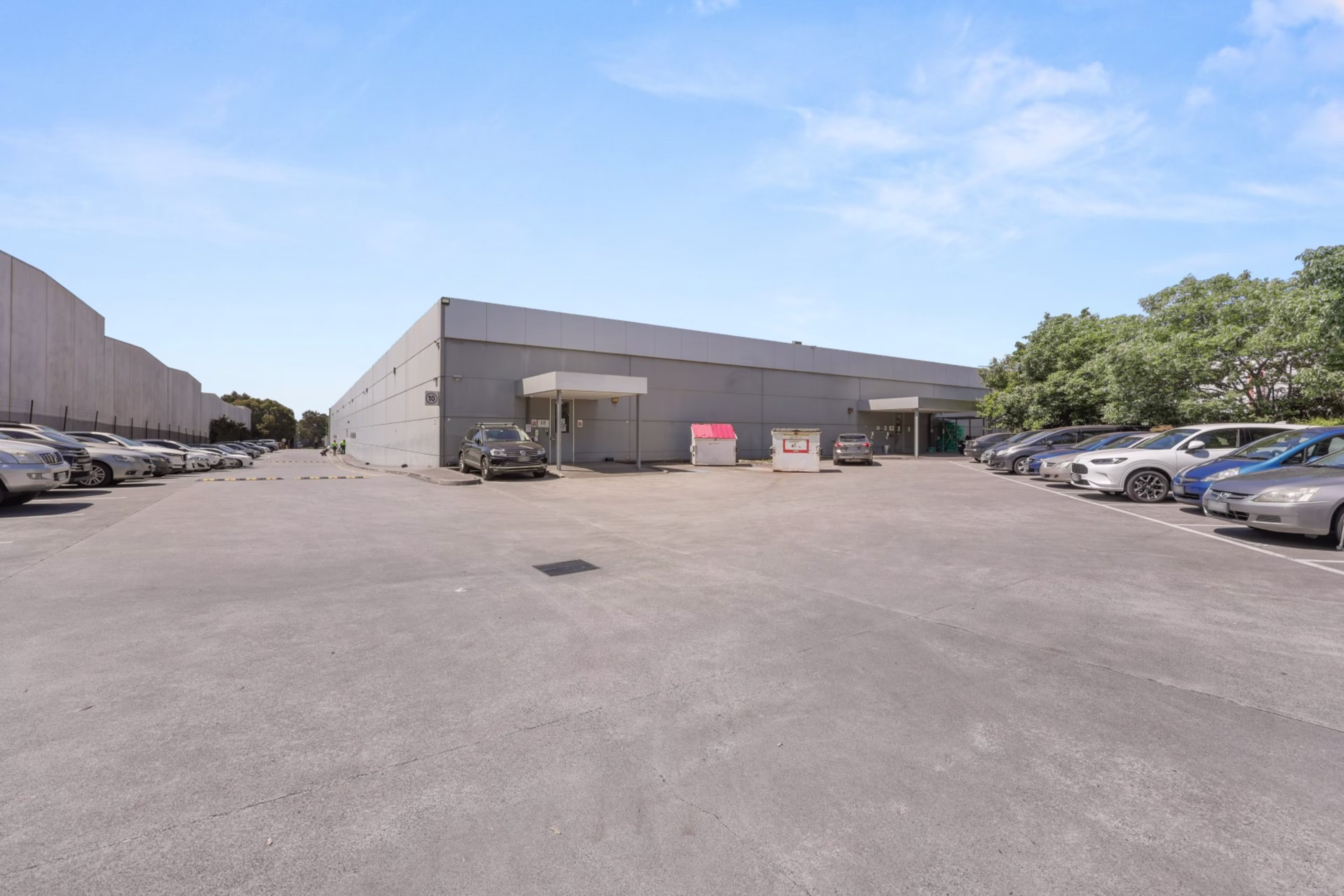 120 Merrindale Drive