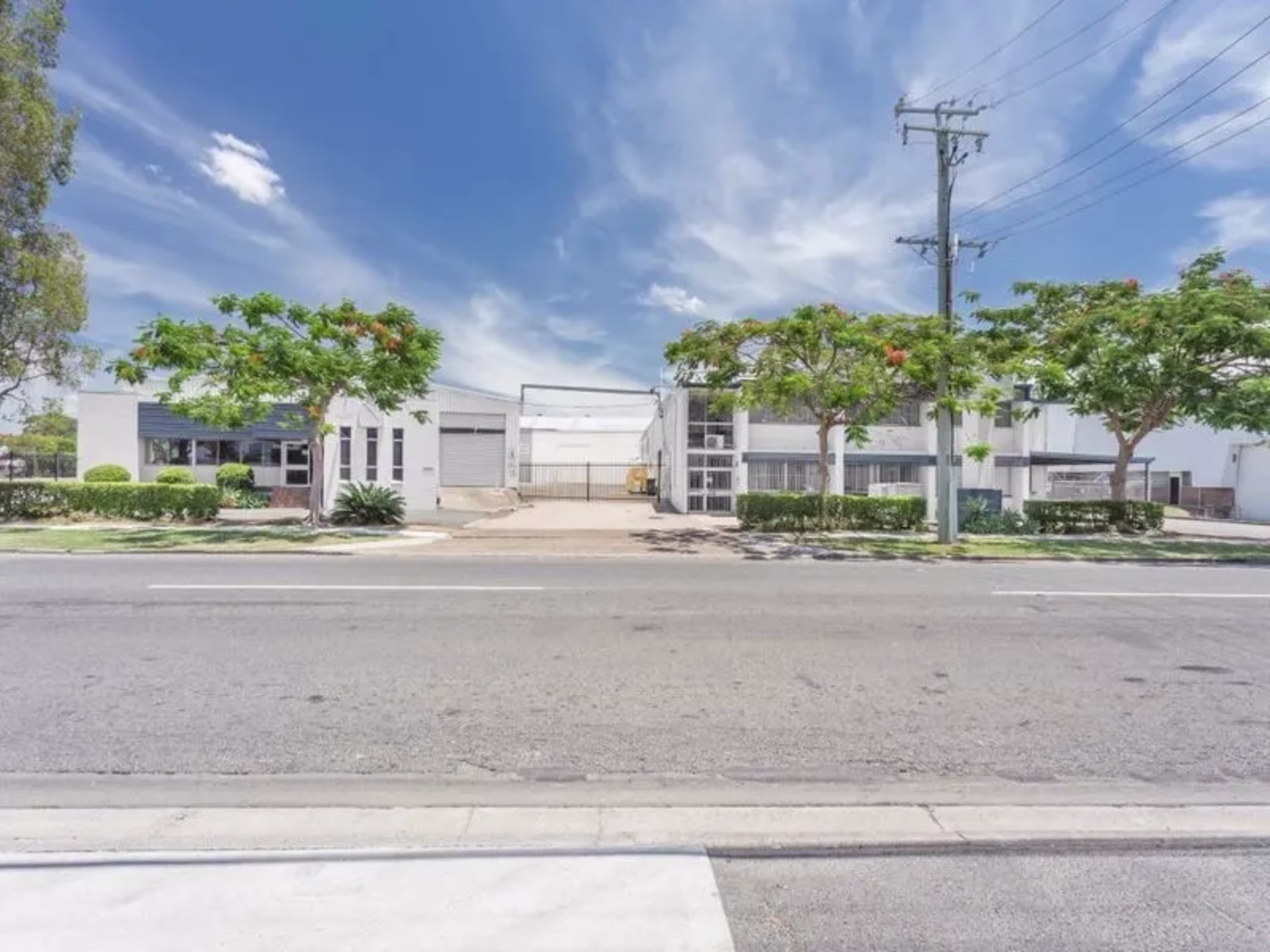 627 Boundary Road