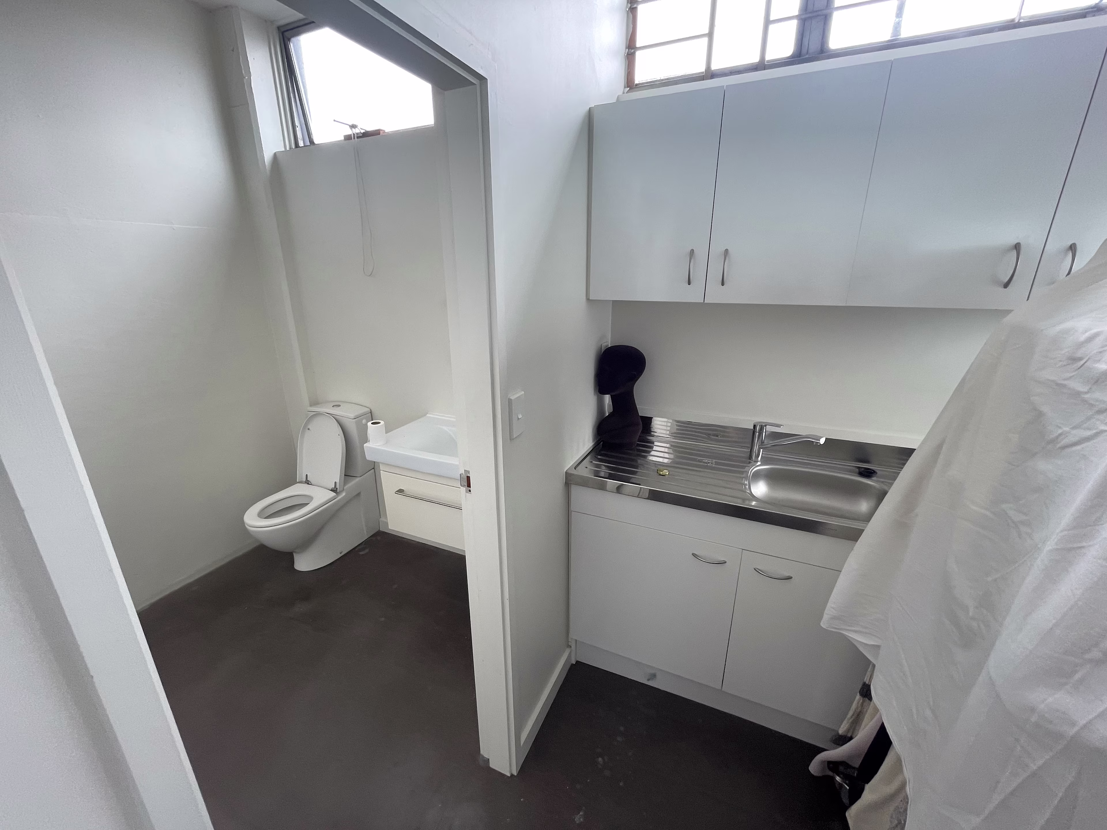 196 Great North Road