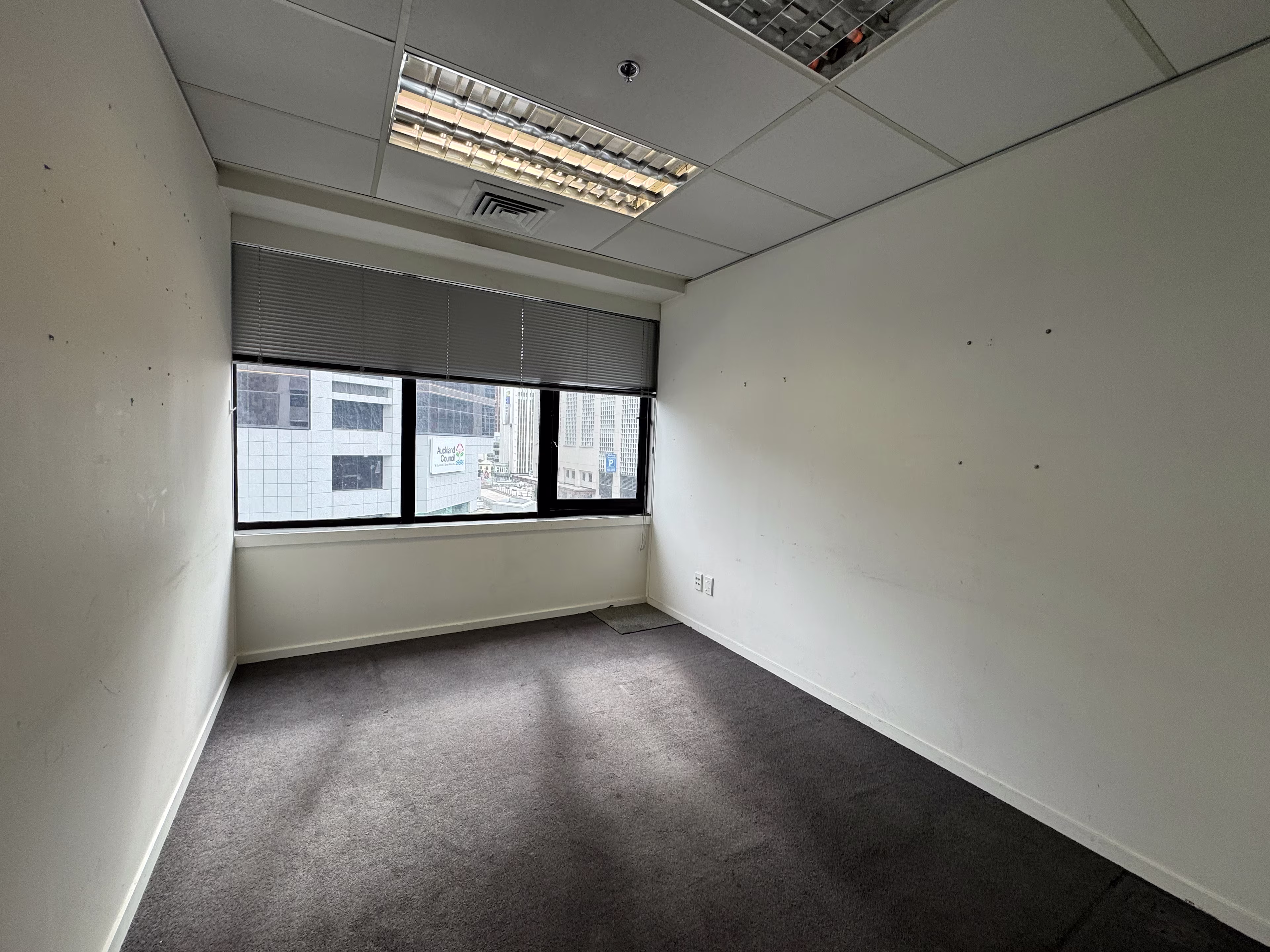 44 - 52 Wellesley Street W