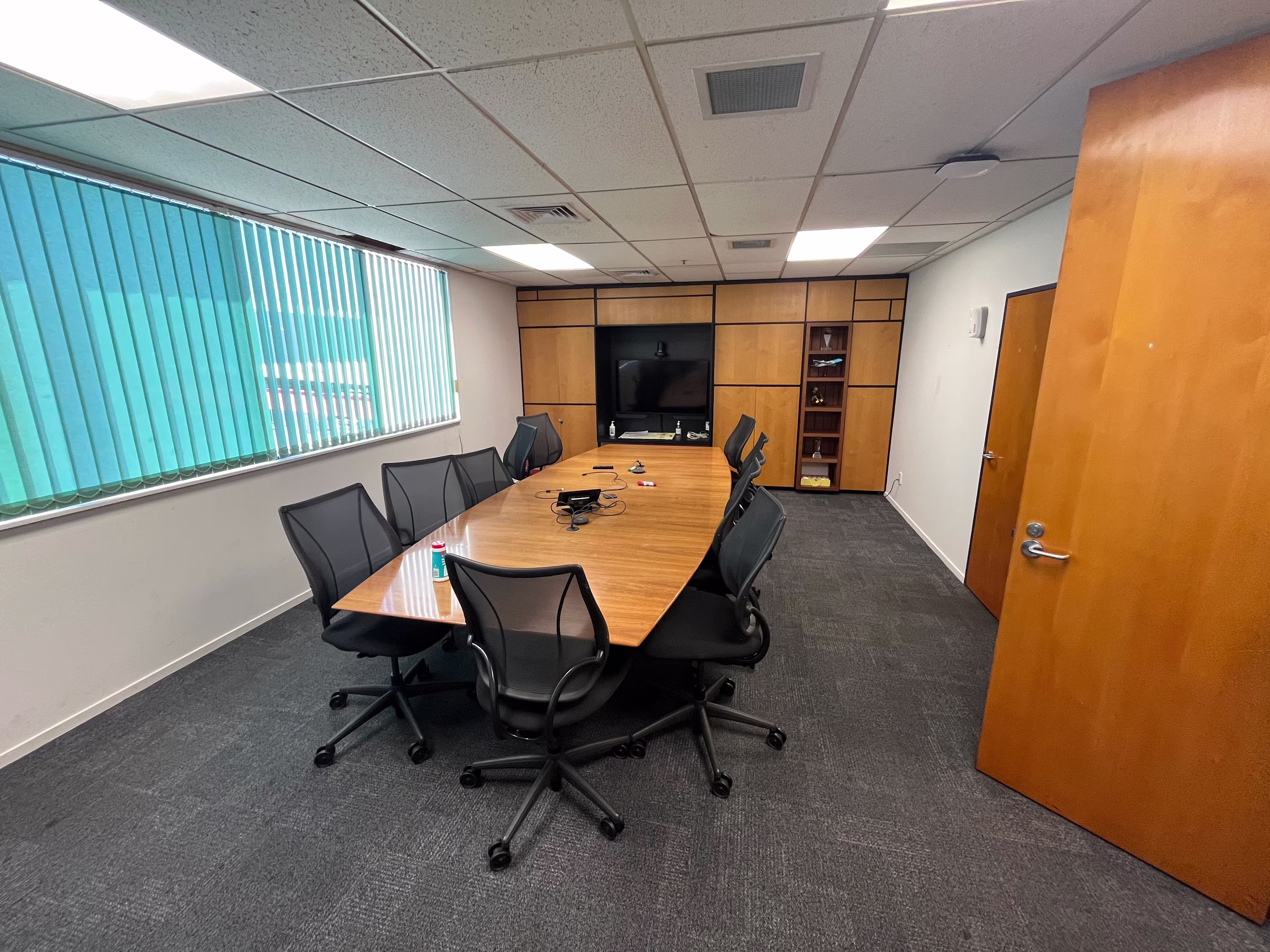 2 Geoffrey Roberts Road