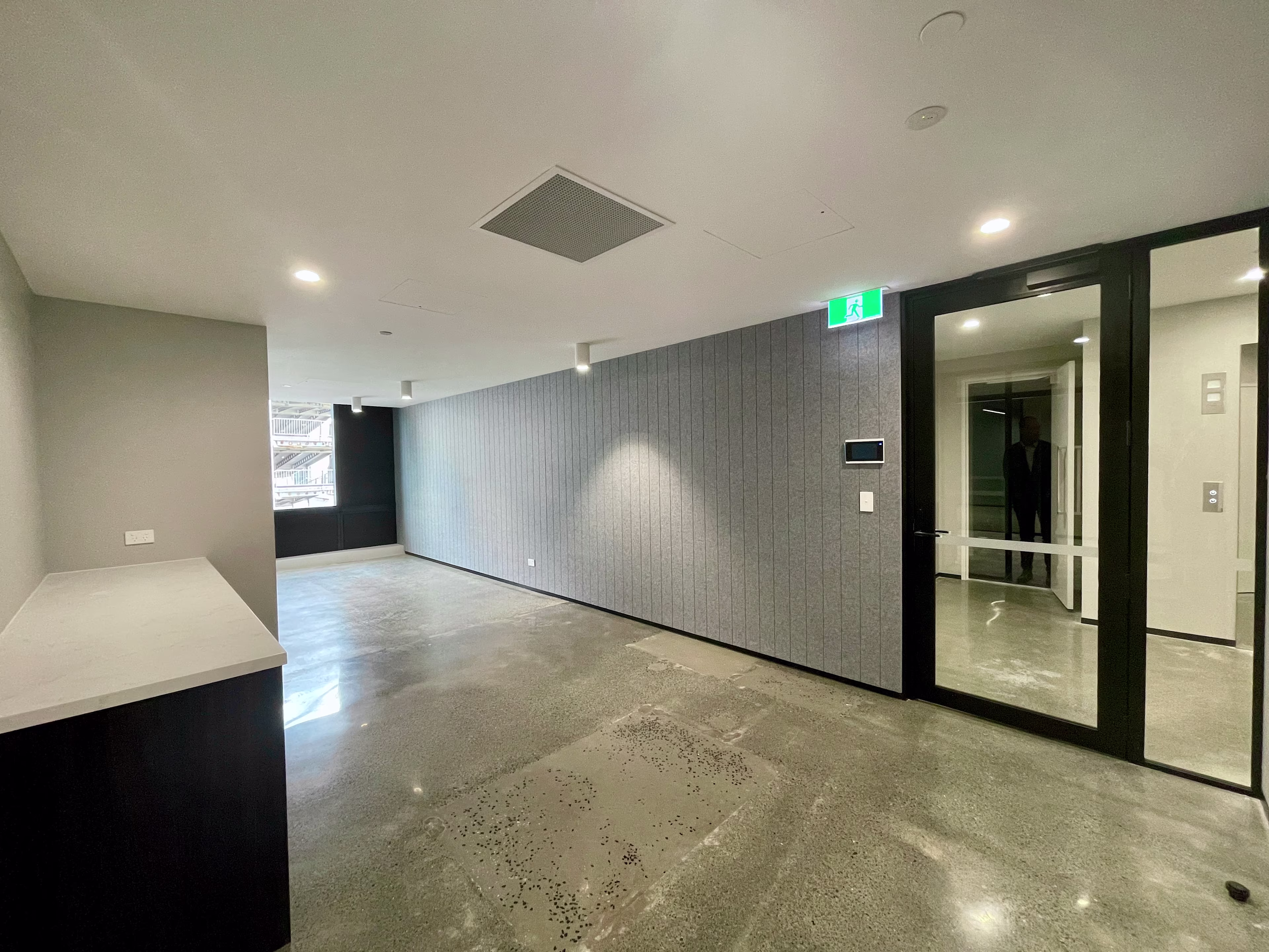 10 - 12 Commerce Street