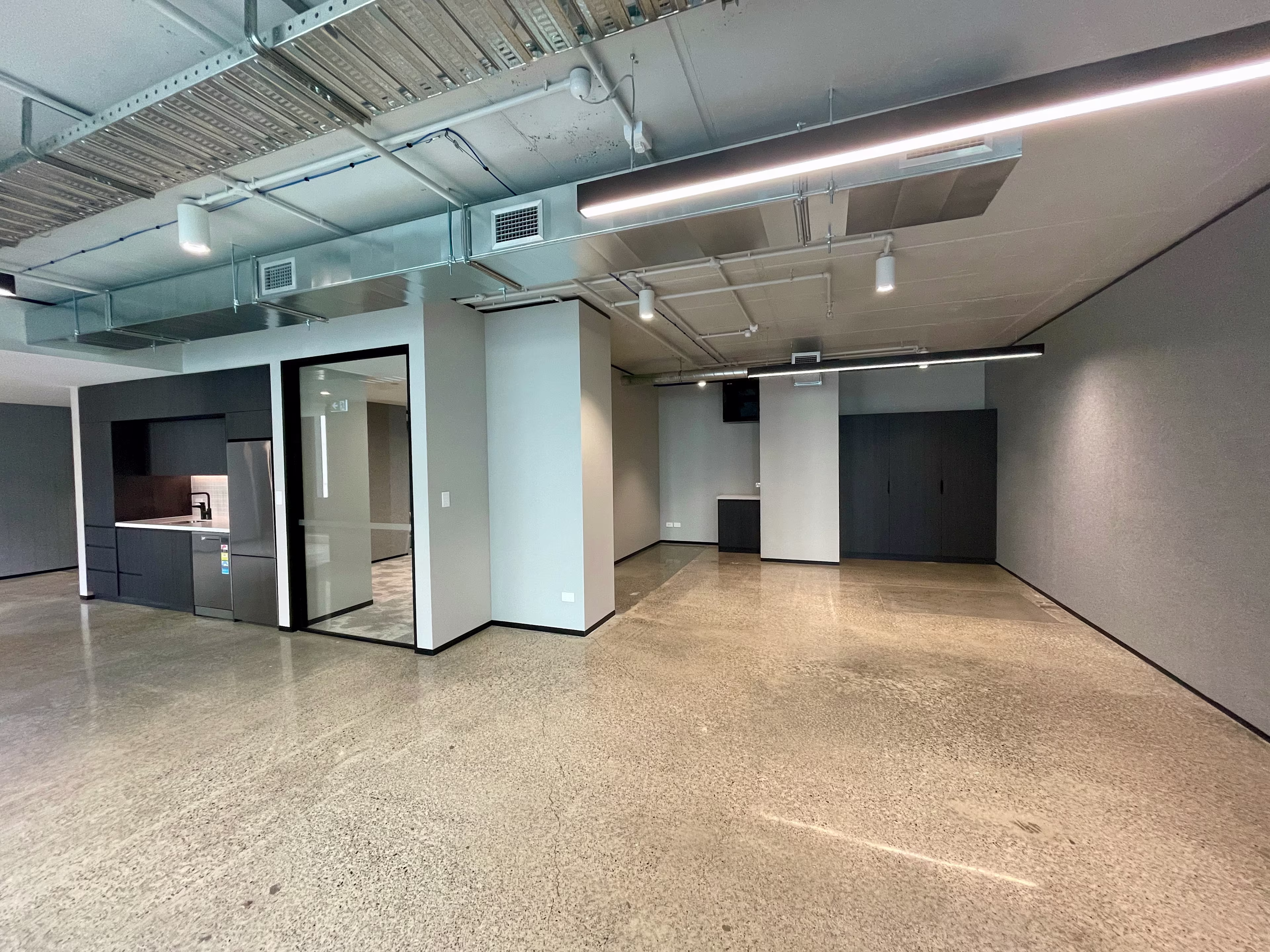 10 - 12 Commerce Street