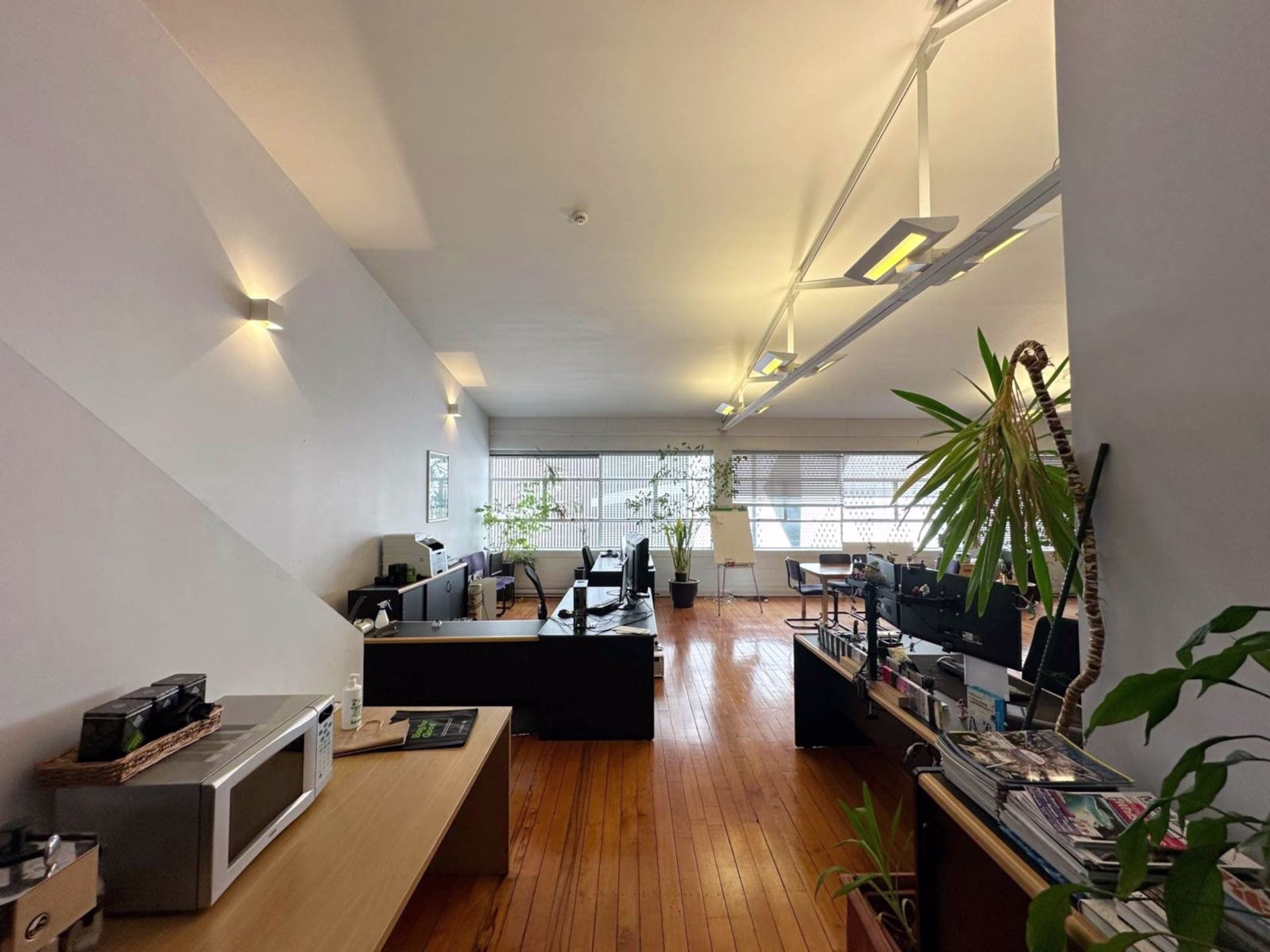 119 Wellesley Street W