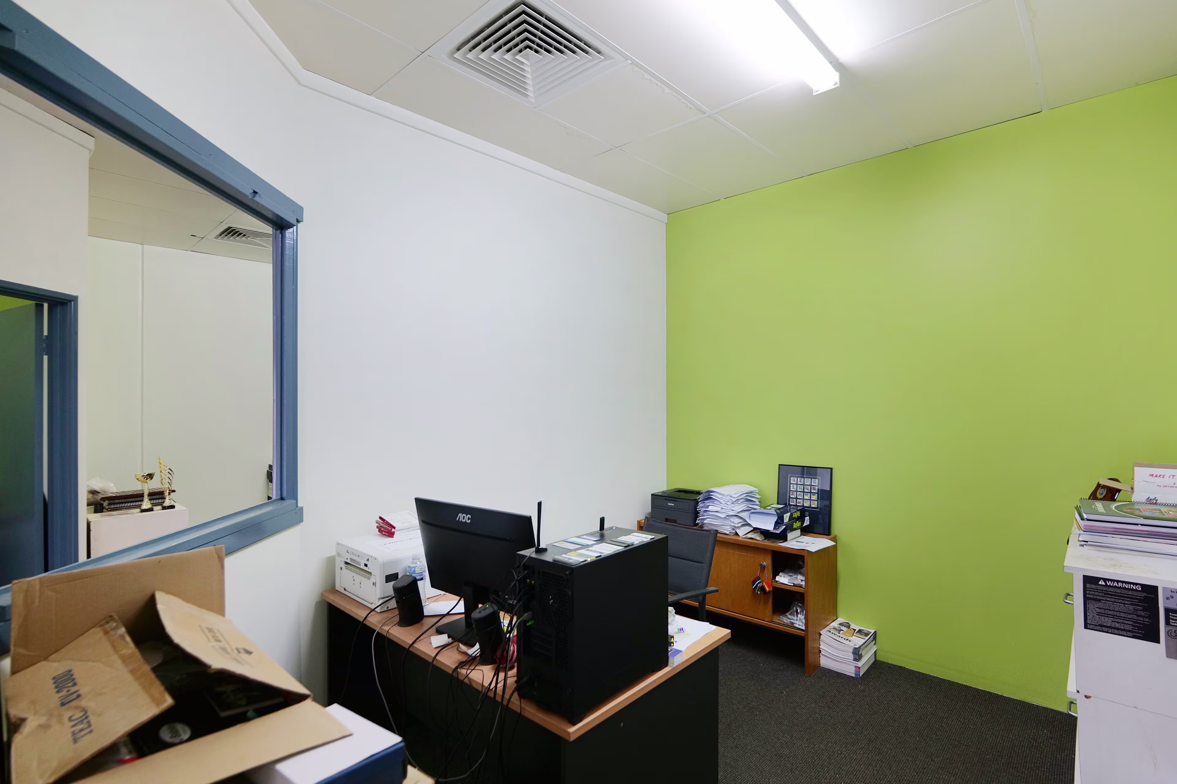 4/ 10 Vulcan Road