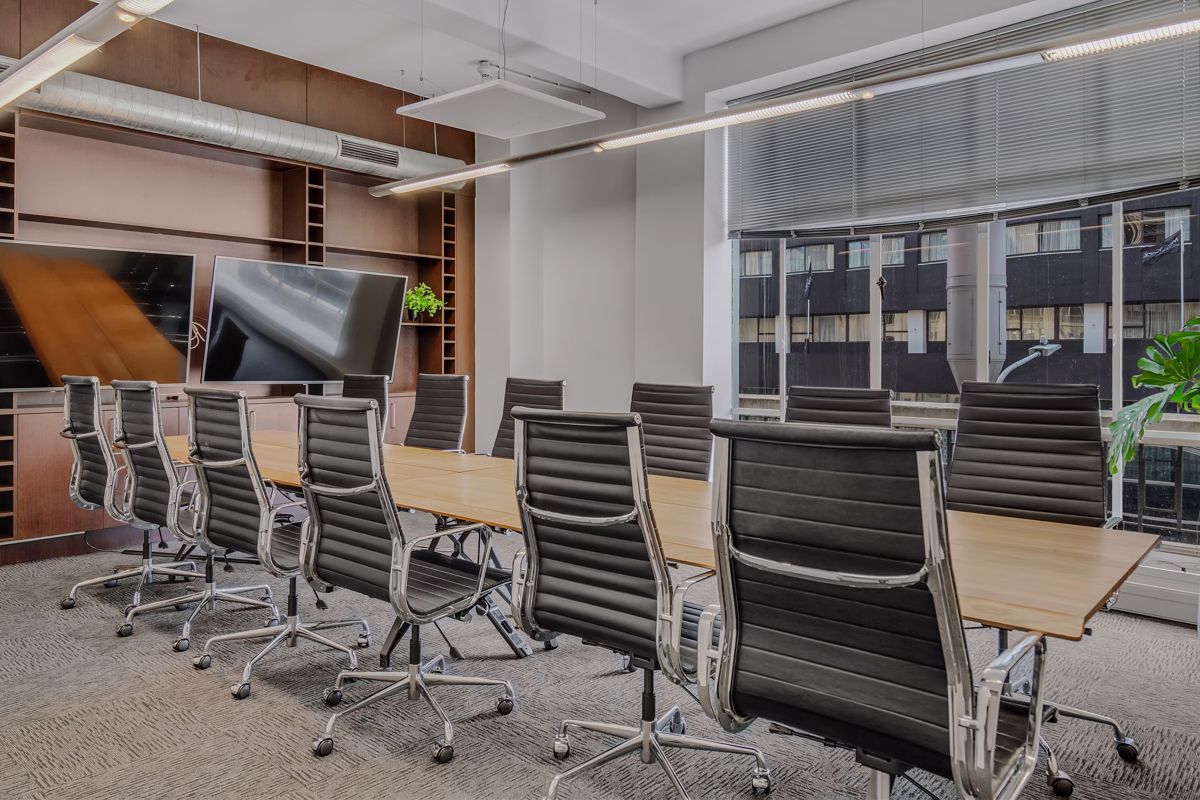 17 - 21 Customs Street E